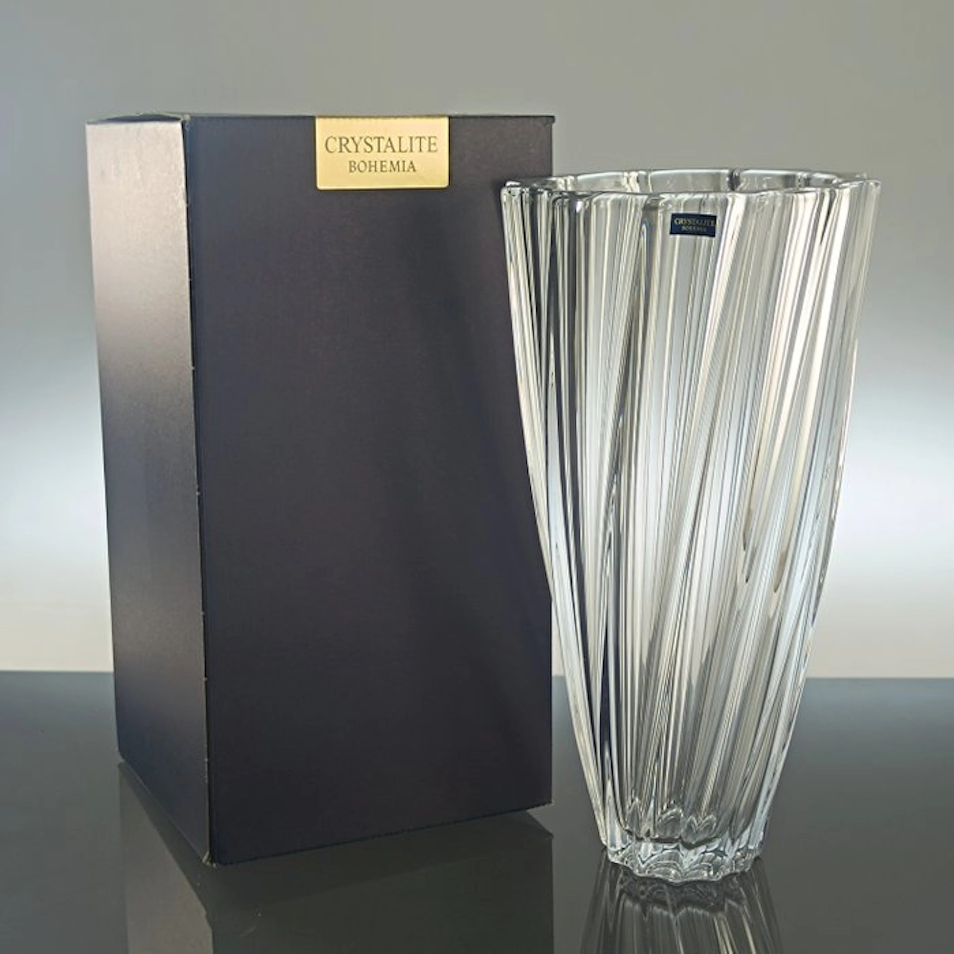 Bohemia Crystal - Vase - TWIST - Crystal - Bohémian Crystal Vase