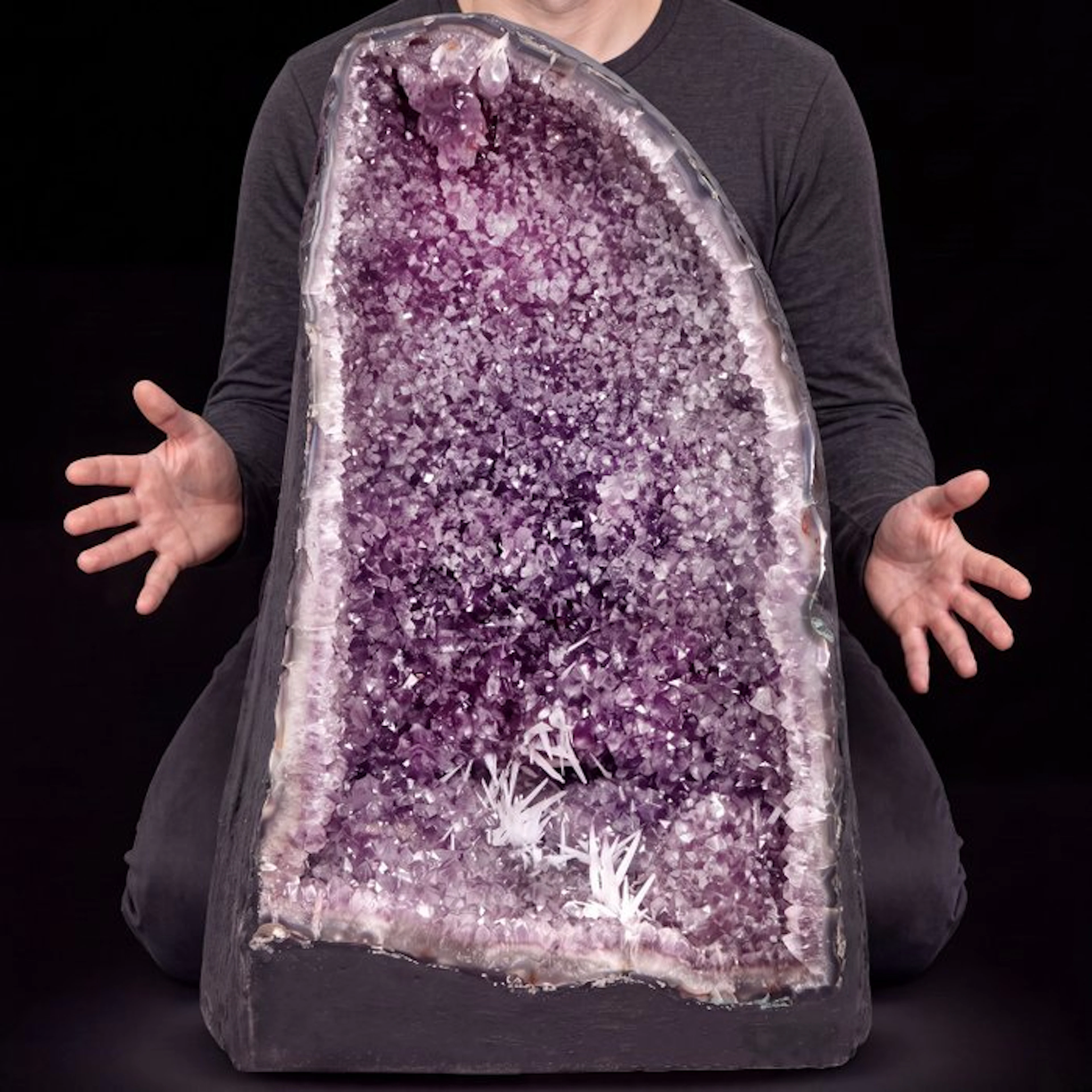 Vivid Amethyst & Calcite Needles - 48x27x30 cm - Geode- 39 kg