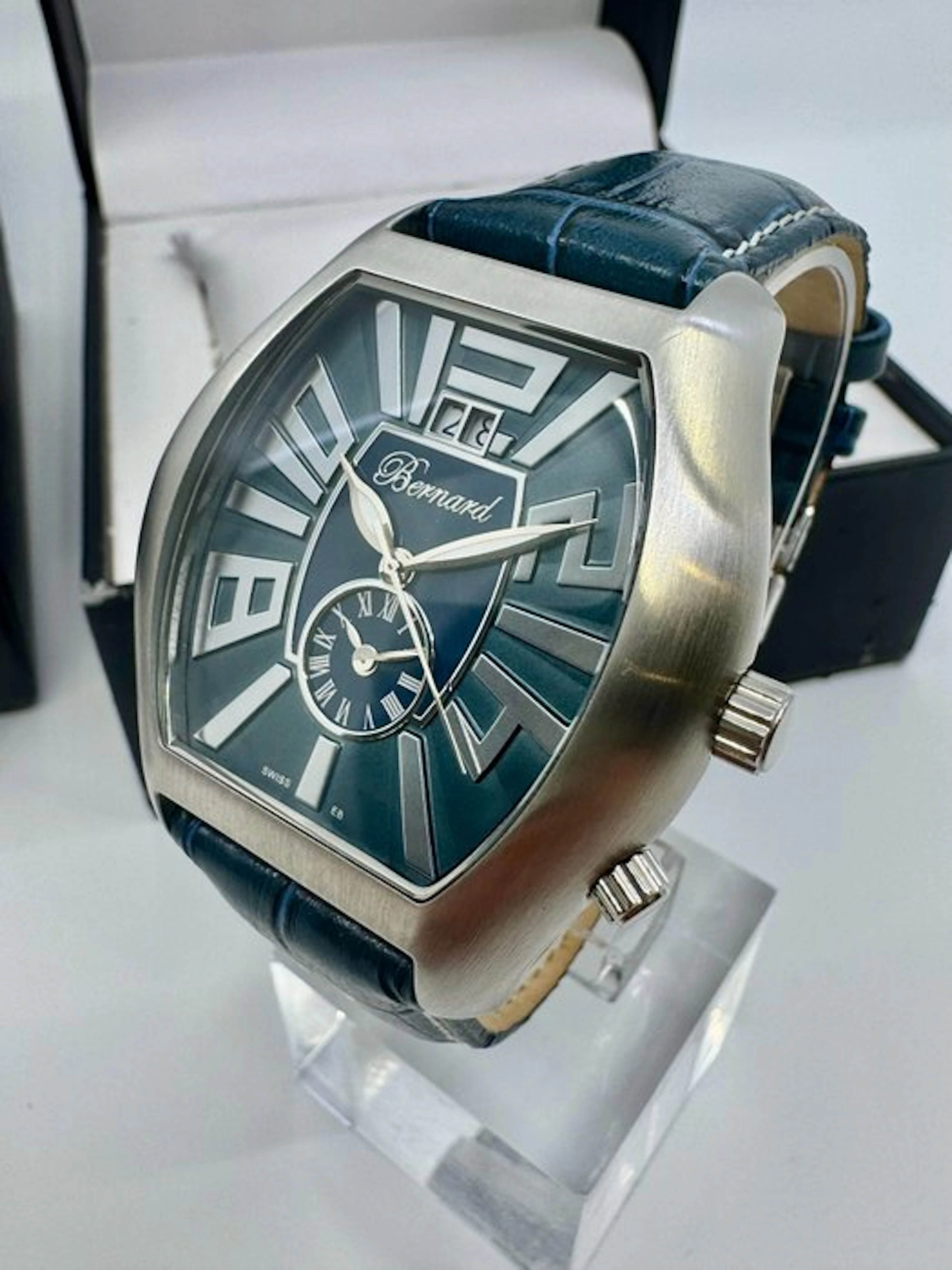 Bernard Genève - Tonneau Grande Date GMT - Fullset - No...
