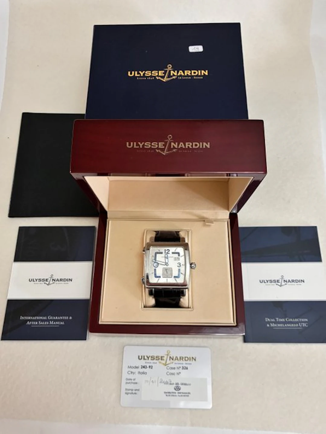 Ulysse Nardin - Quadrato Dual Time 42mm – Full Set – Mai...