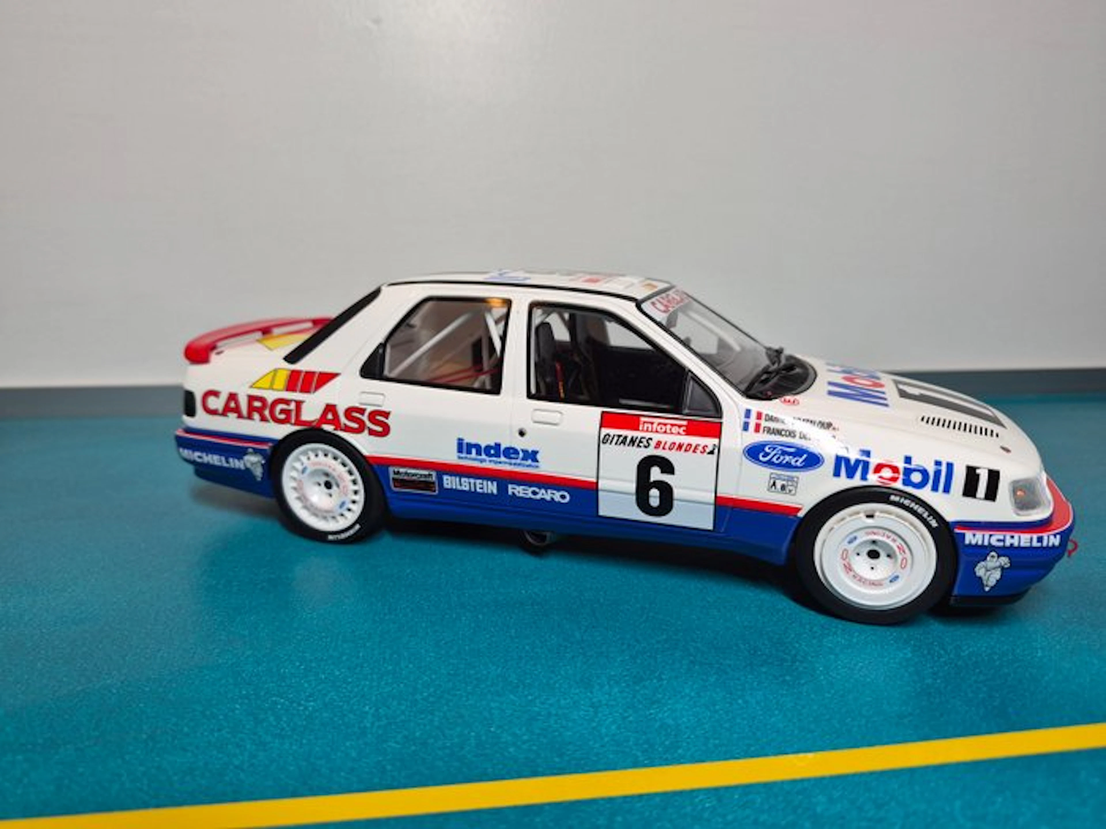 Otto Mobile 1:18 - Model car - Ford Sierra 4x4 Rally