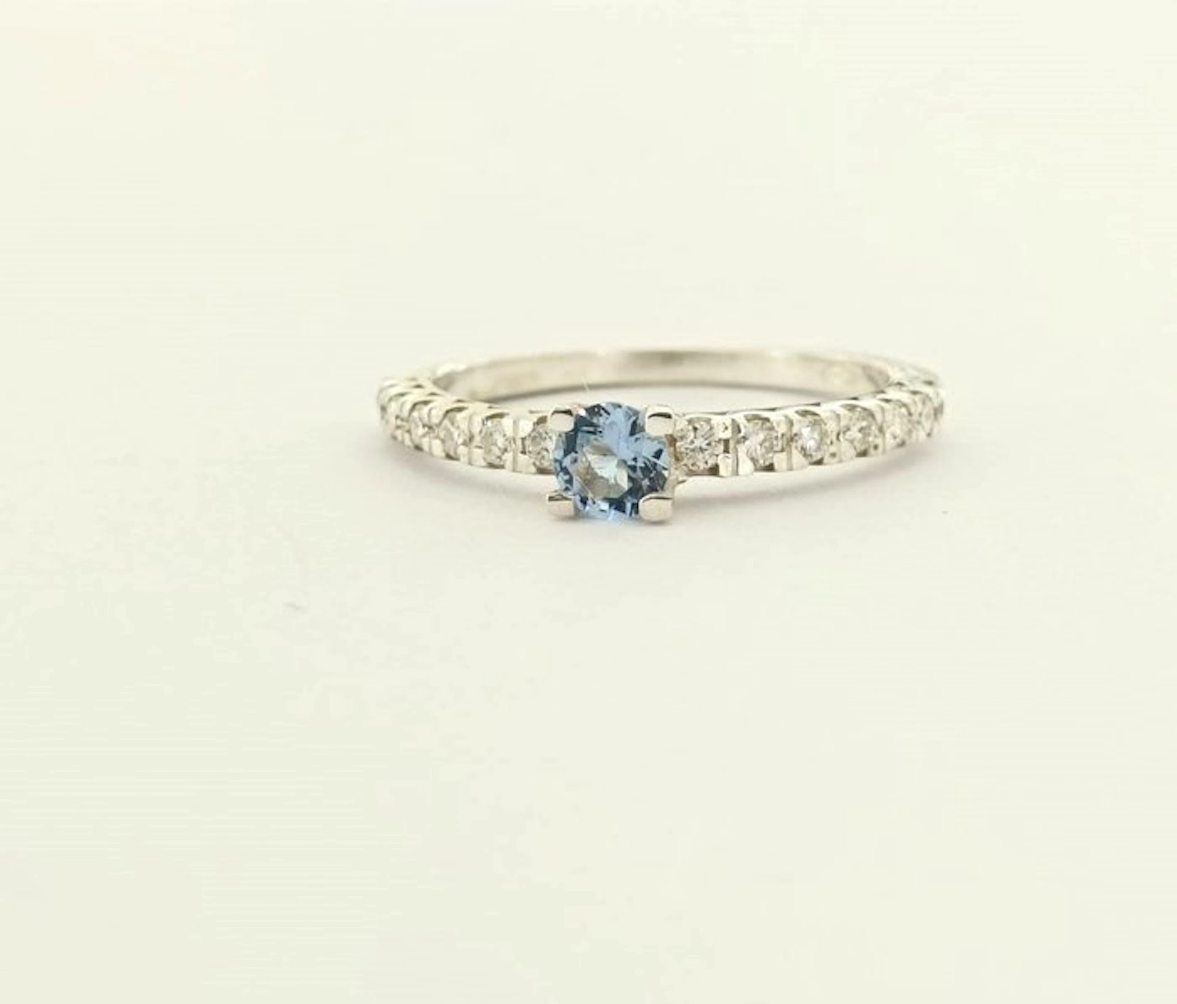 Ring - 18 kt. White gold Aquamarine - Diamond