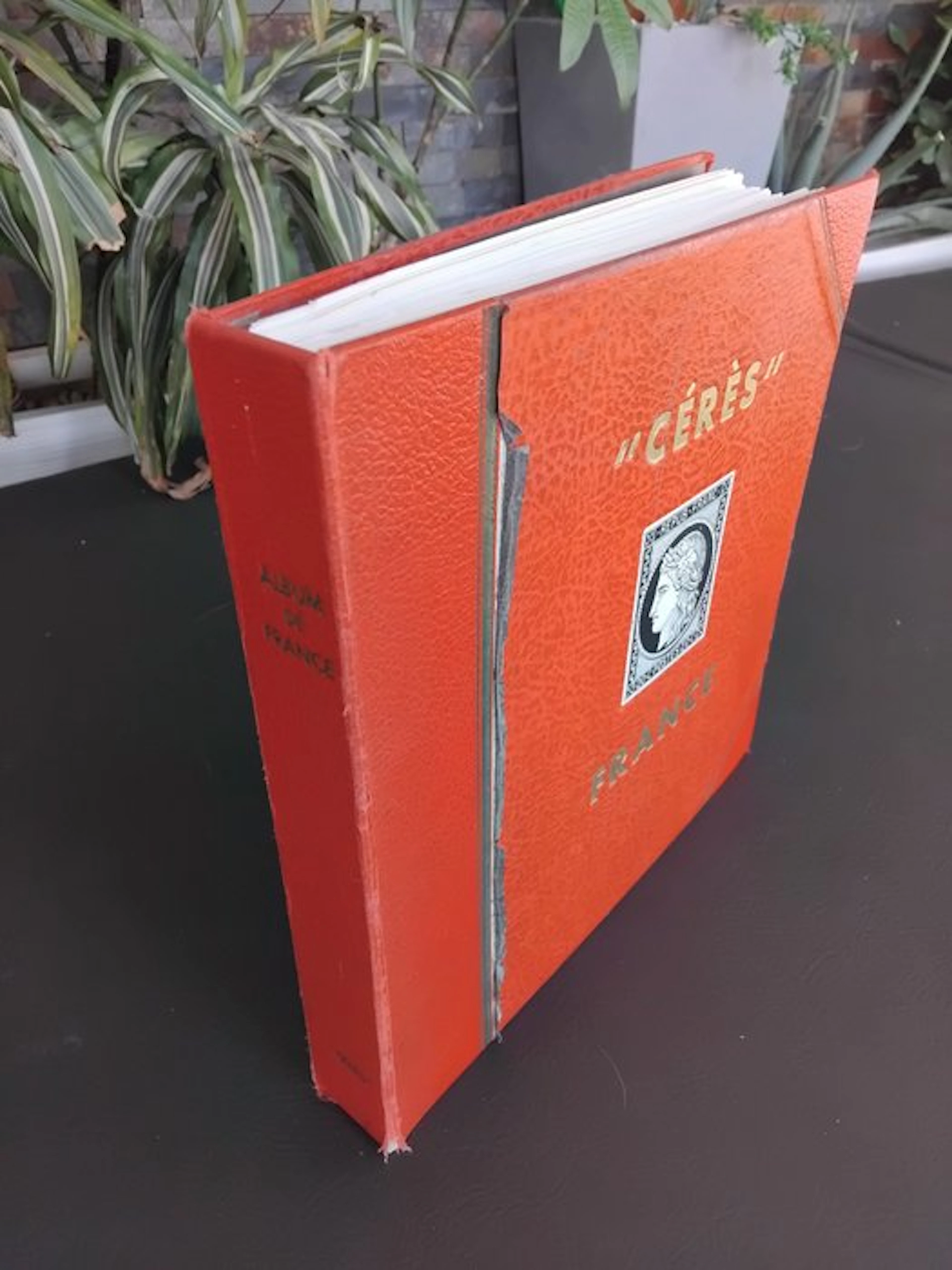 France 1857/1988 - Nearly complete collection from 1957 to 1987 with