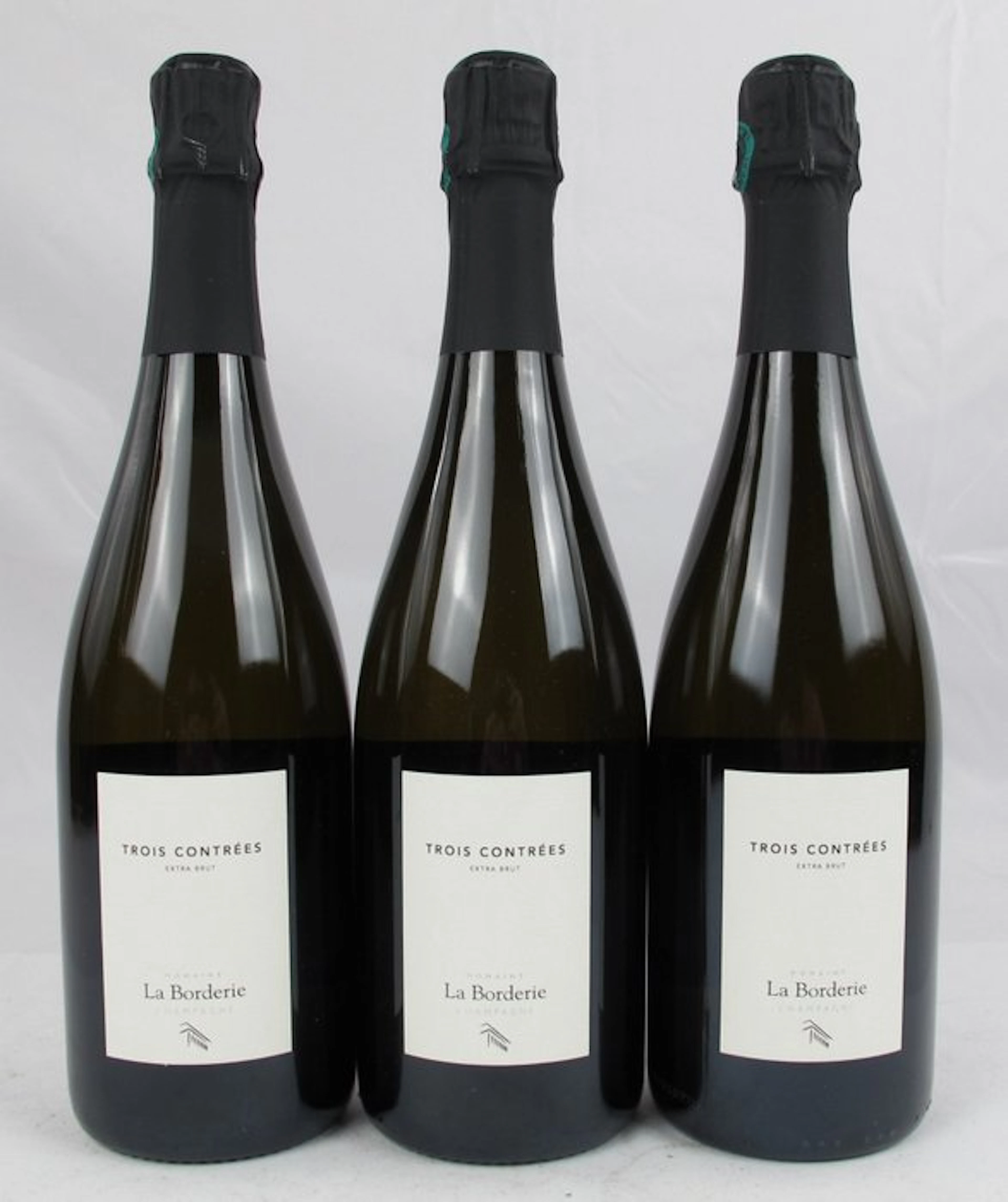 La Borderie Extra-Brut 'Trois Contrées' - Champagne - 3 Bottles (0.75L)