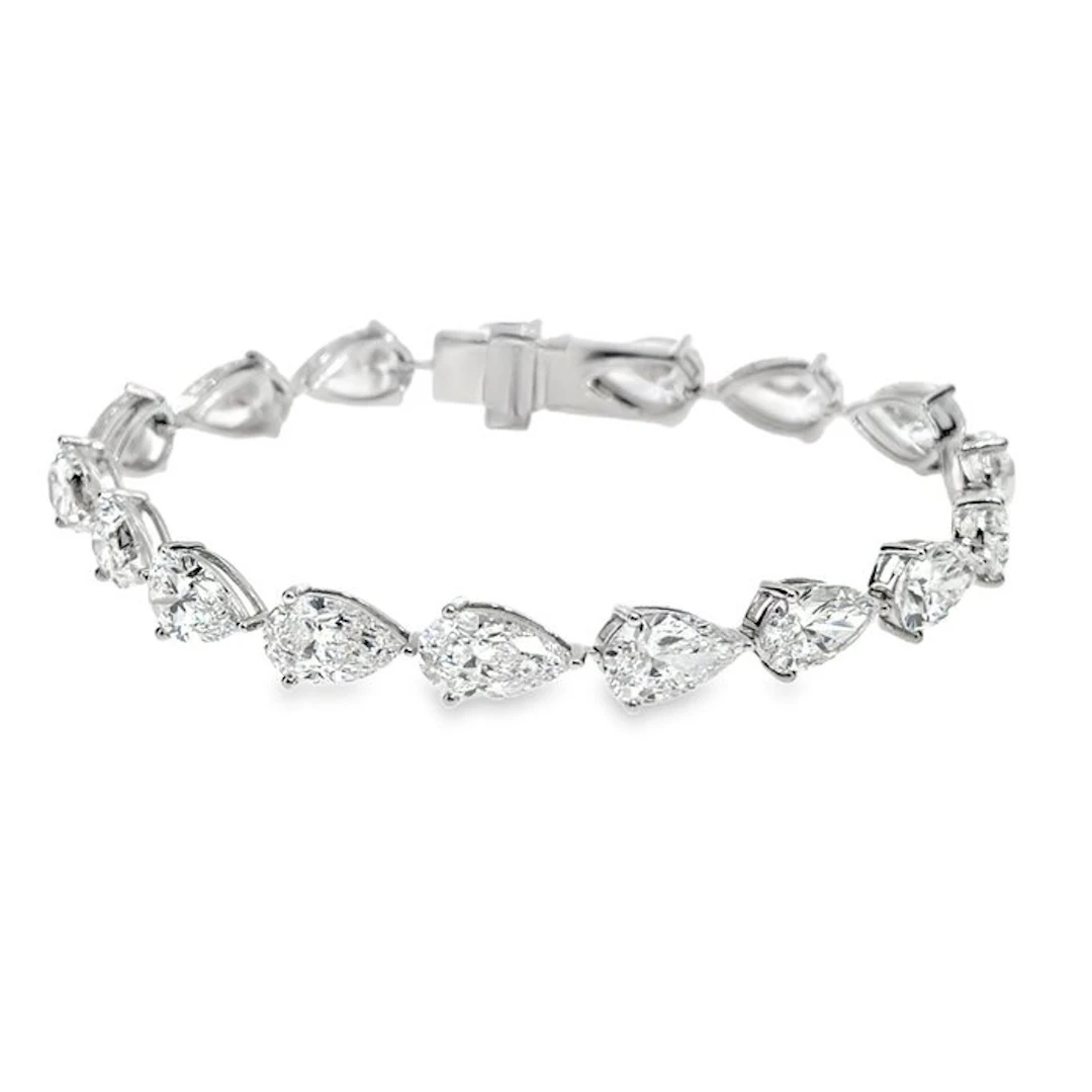 Bracelet - 14 kt. White gold - 21.69ct. tw. Diamond (Lab-grown)