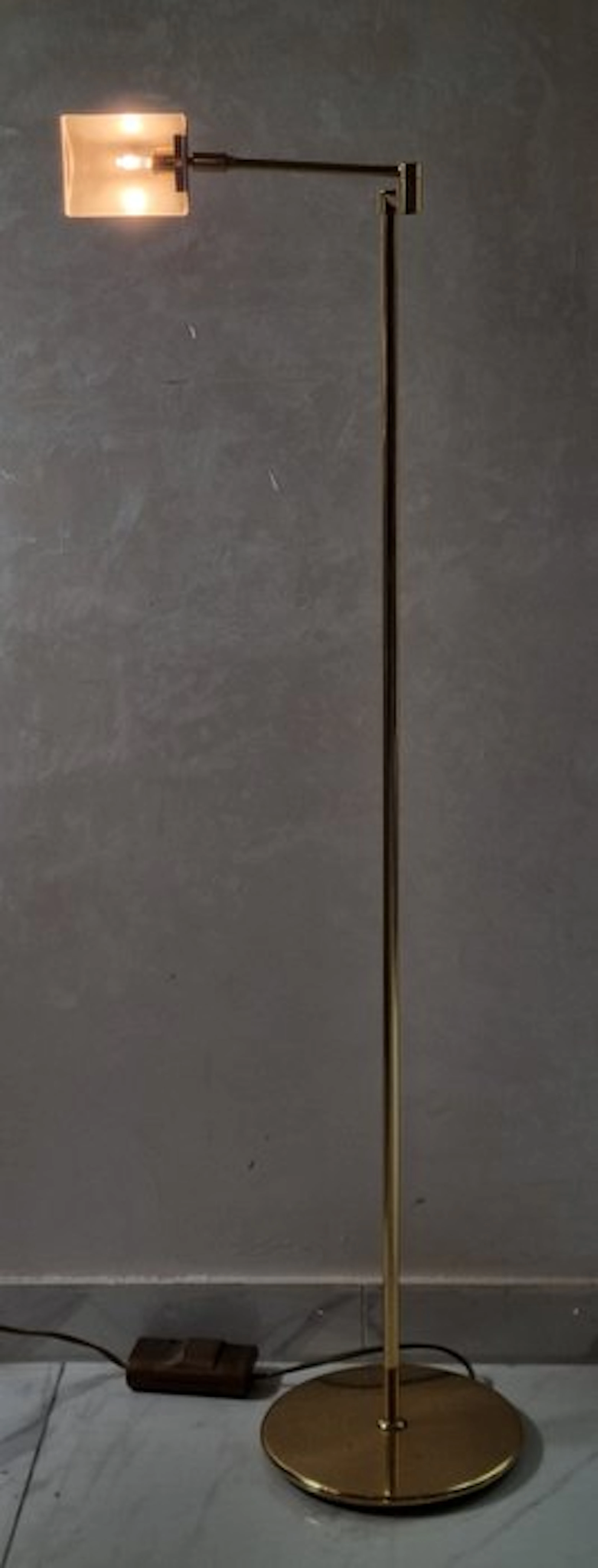 Elegante Messing Stehlampe – Verstellbare Leseleuchte Italien - Lamp - Metal