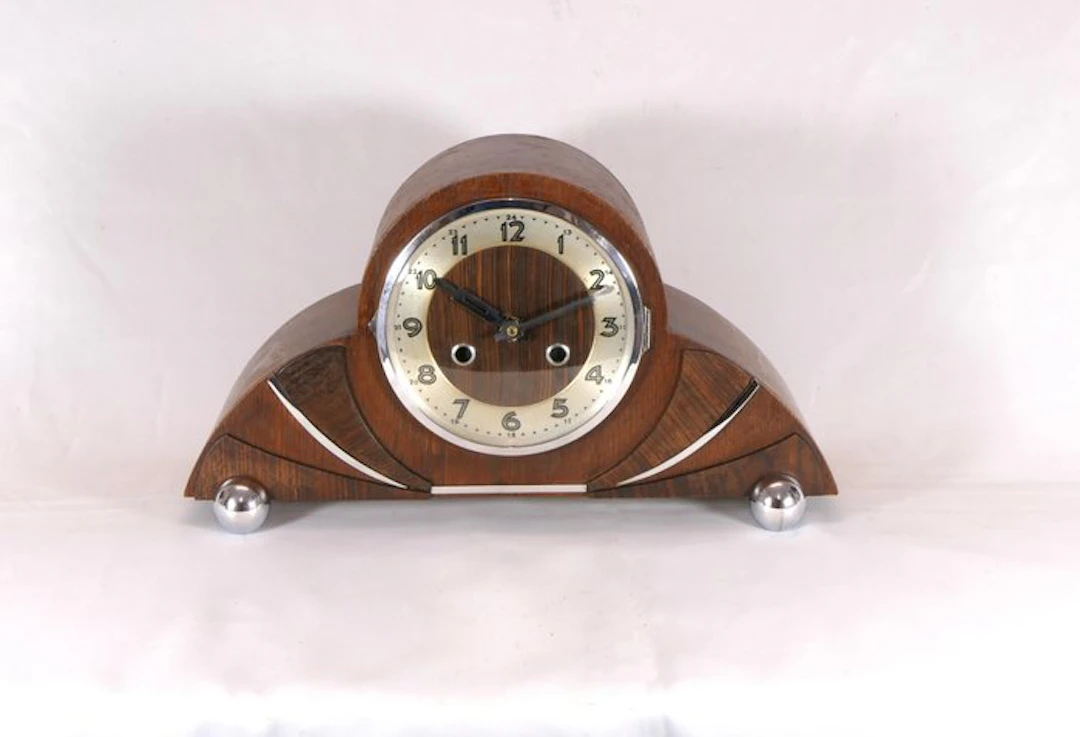 Mantel clock - Wood - 1920-1930