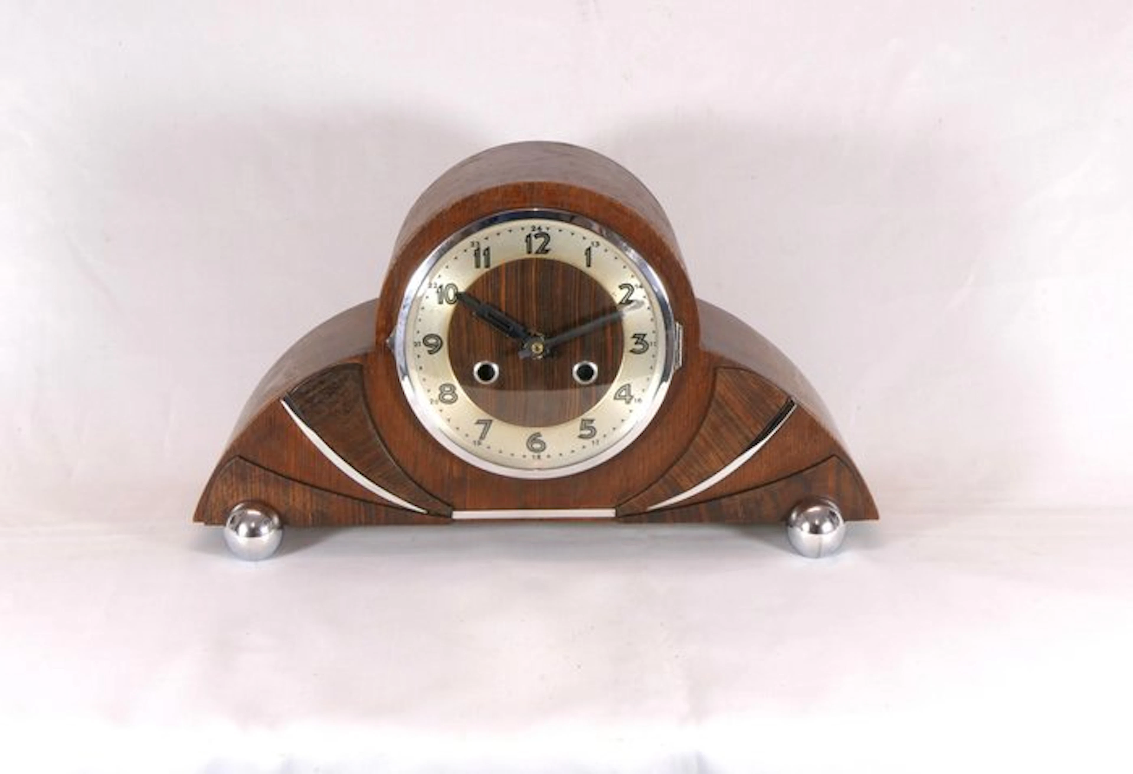 Mantel clock - Wood - 1920-1930