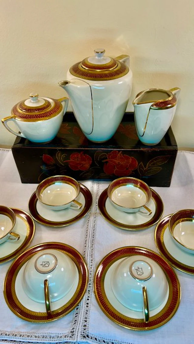 Coffee and tea service (9) - Porcelain