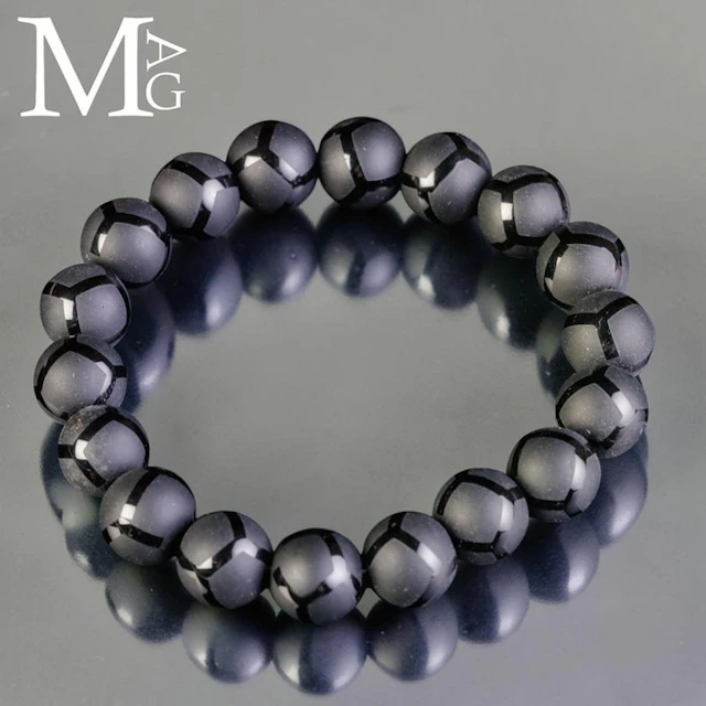Black Onyx Bracelet – 18 Beads with Matte and Polished...