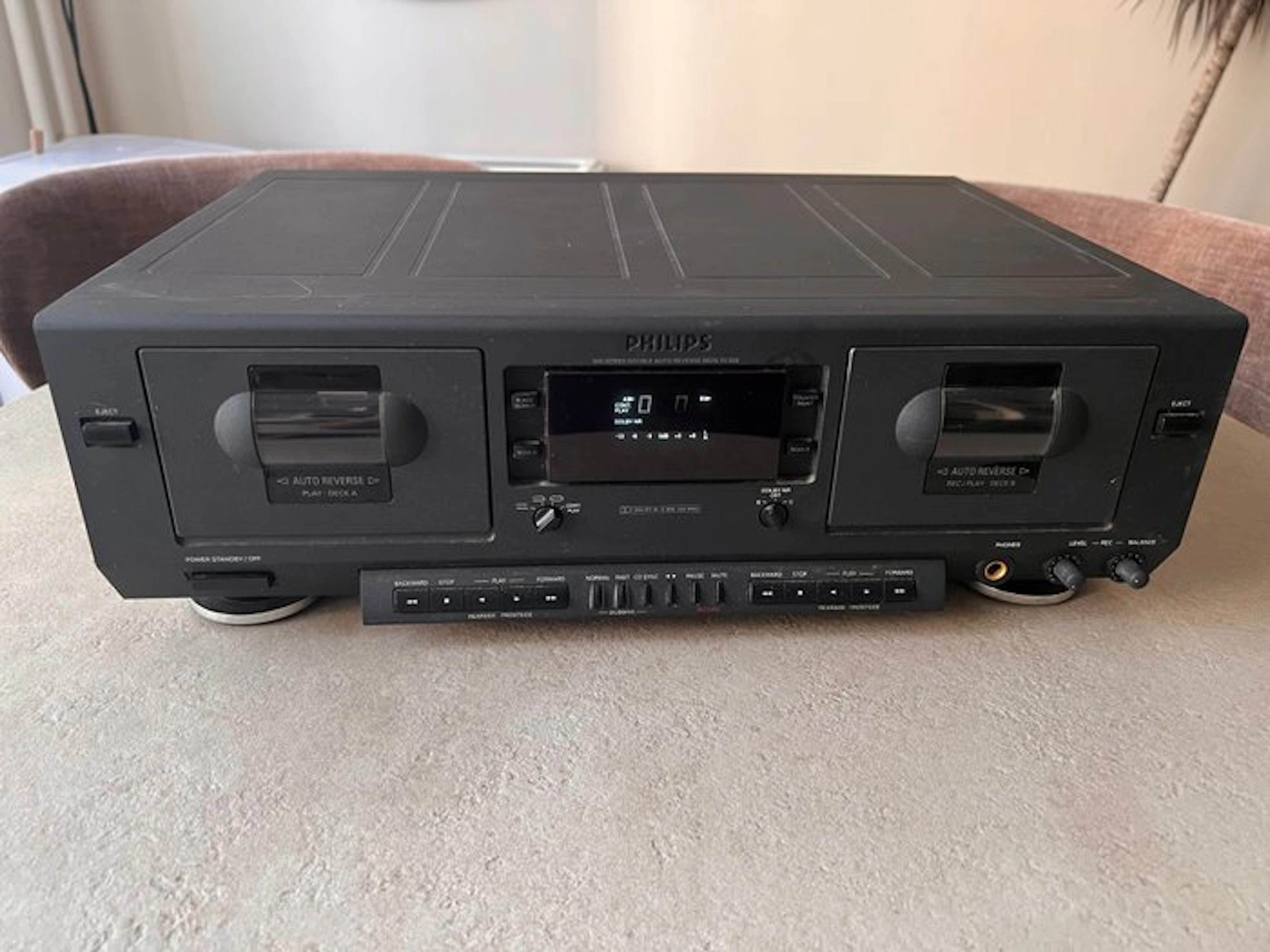 Philips - FC930 Dolby B/C NR and HX Pro Cassette recorder-player