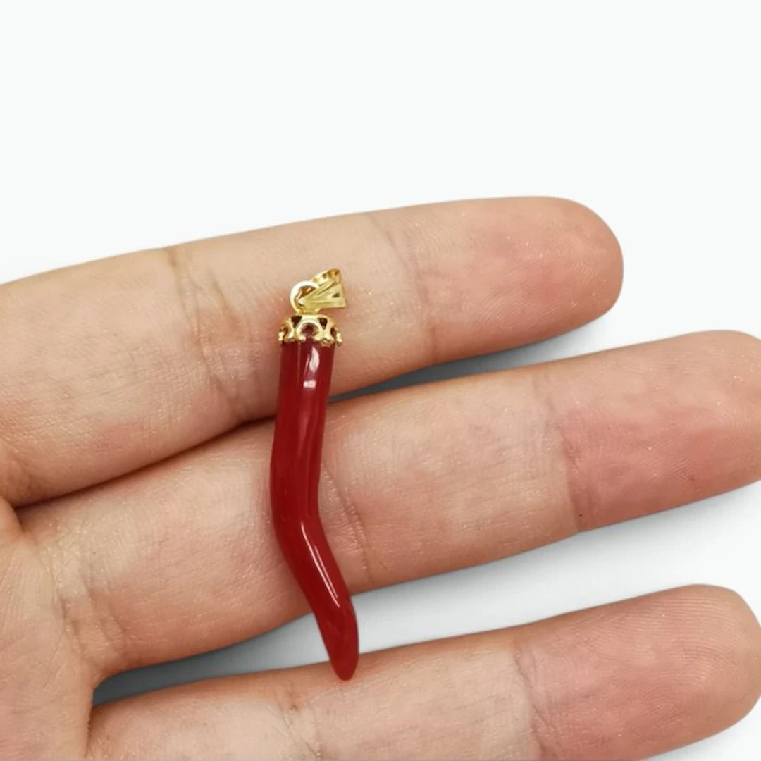 Coral - 18 kt. - Yellow gold - Necklace with pendant - hand-carved