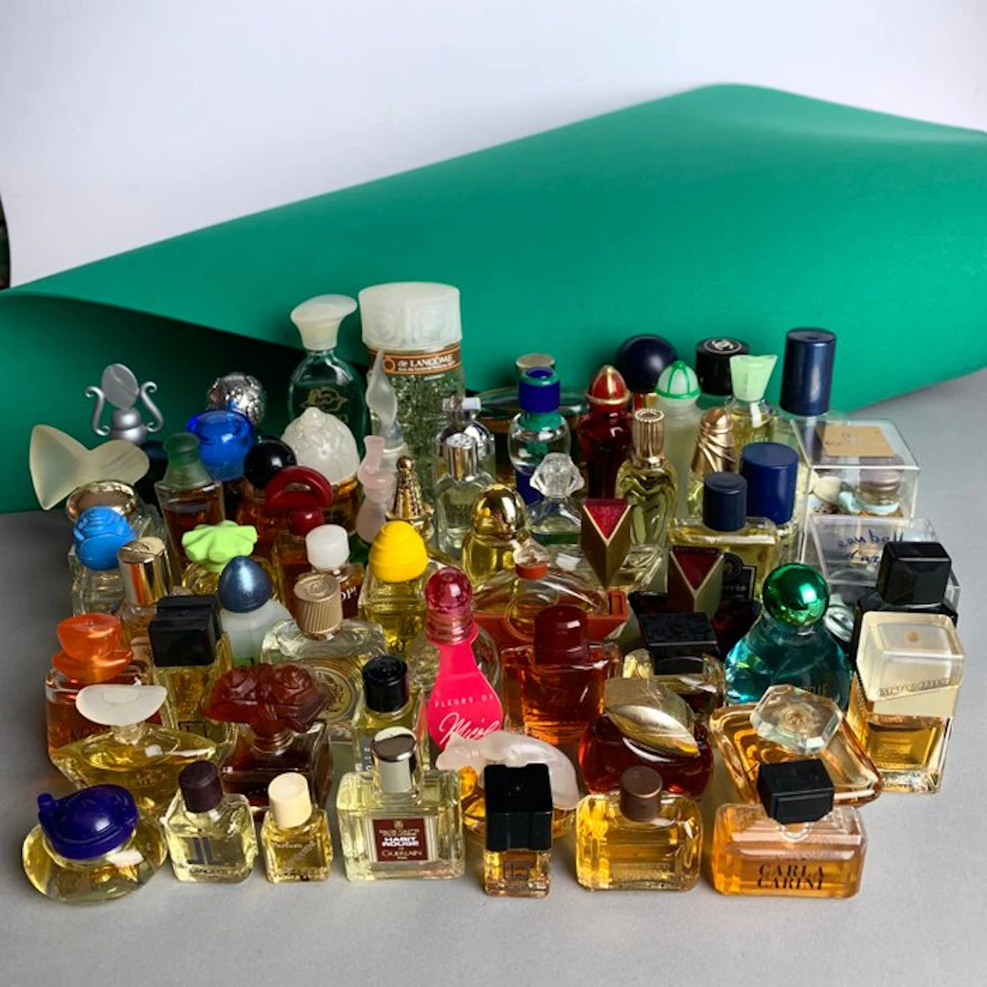 Themed collection - Perfume miniatures