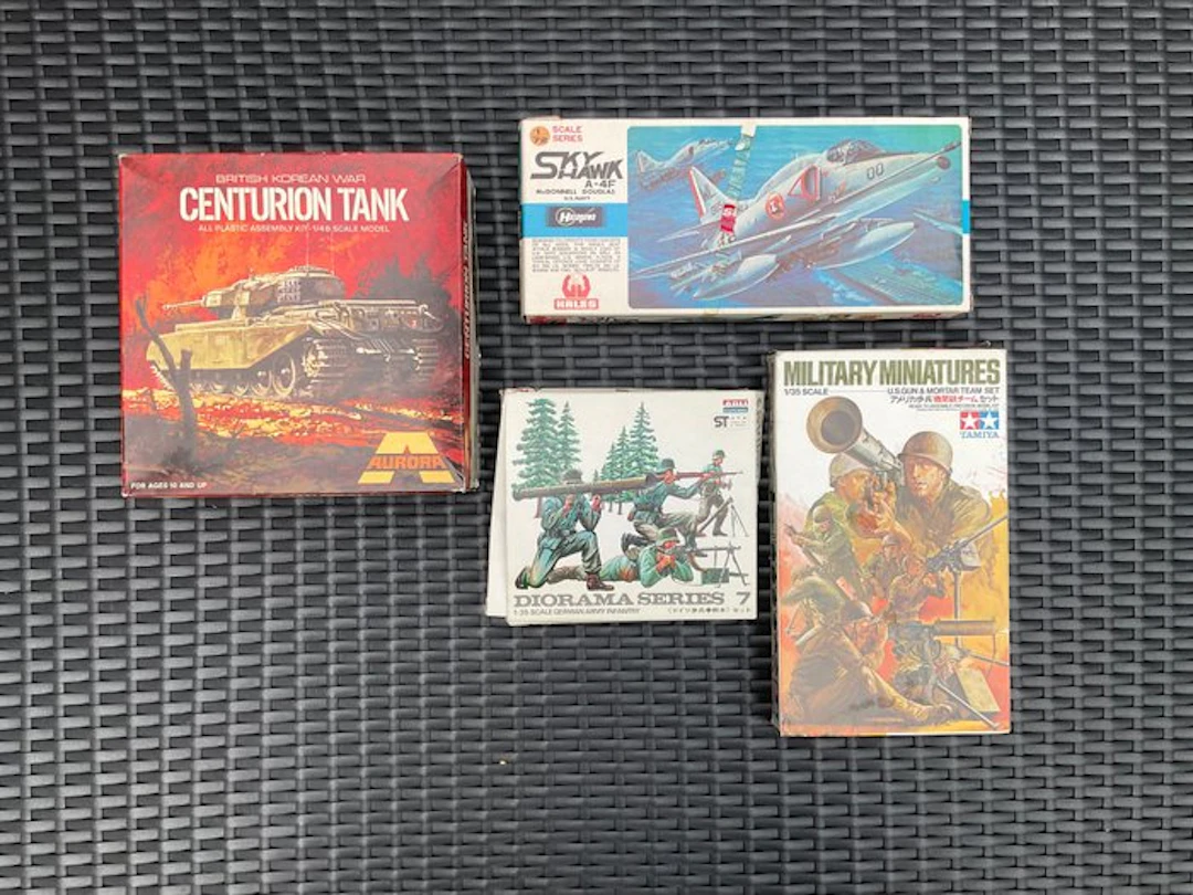 Aurora Tamiya Hasegawa - Assembly kit (4) Vintage