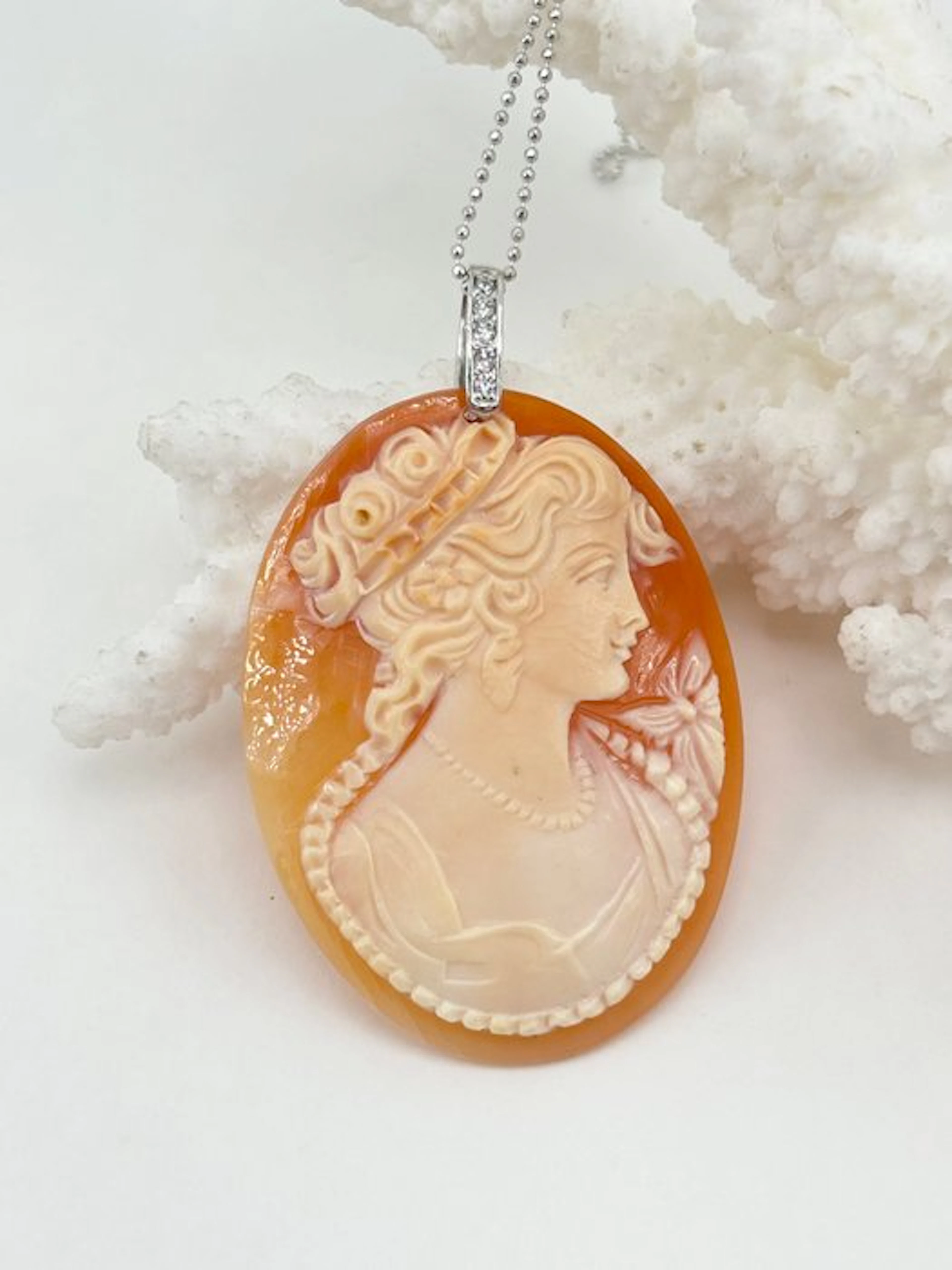 Silver, NO RESERVE PRICE - Cameo - CASSIS RUFA