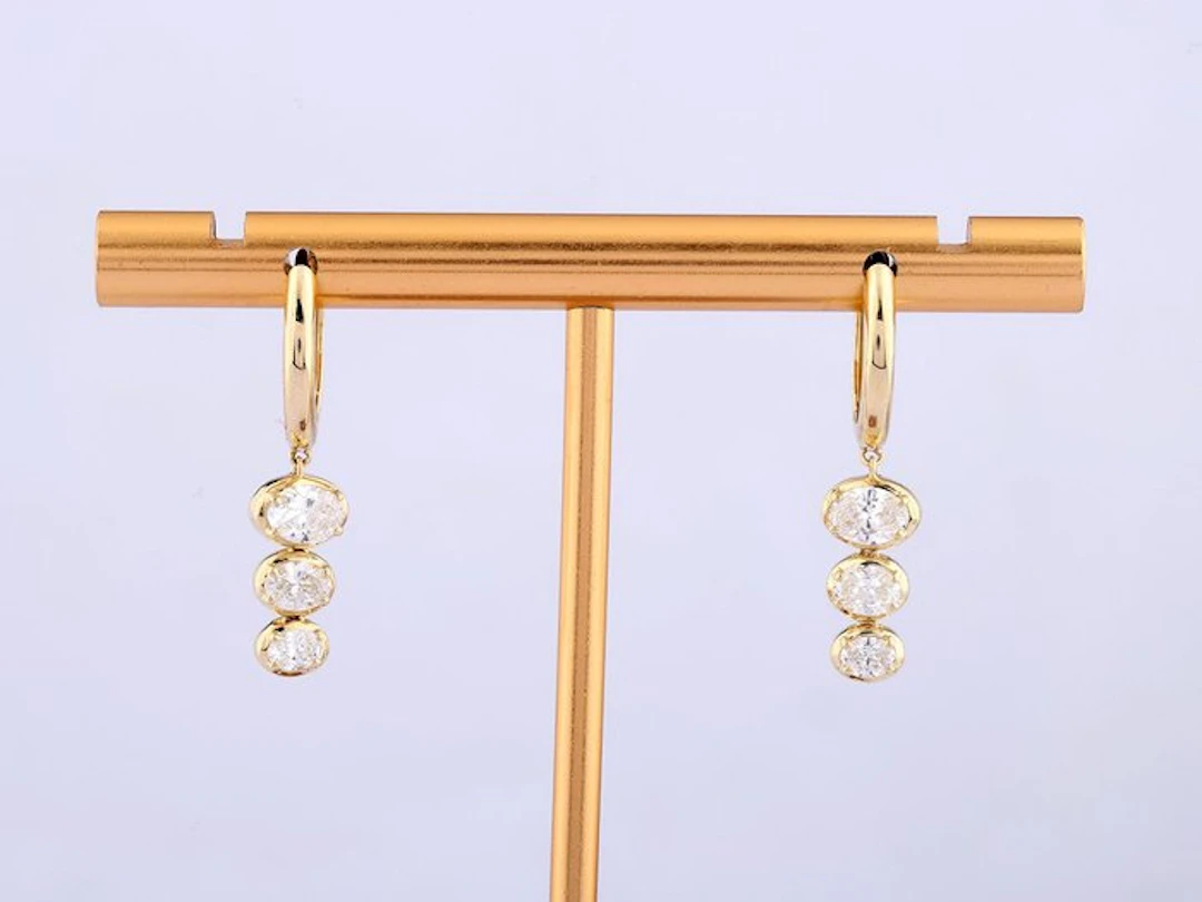 Earrings - 14 kt. Yellow gold - 1.03ct. tw. Diamond (Natural)