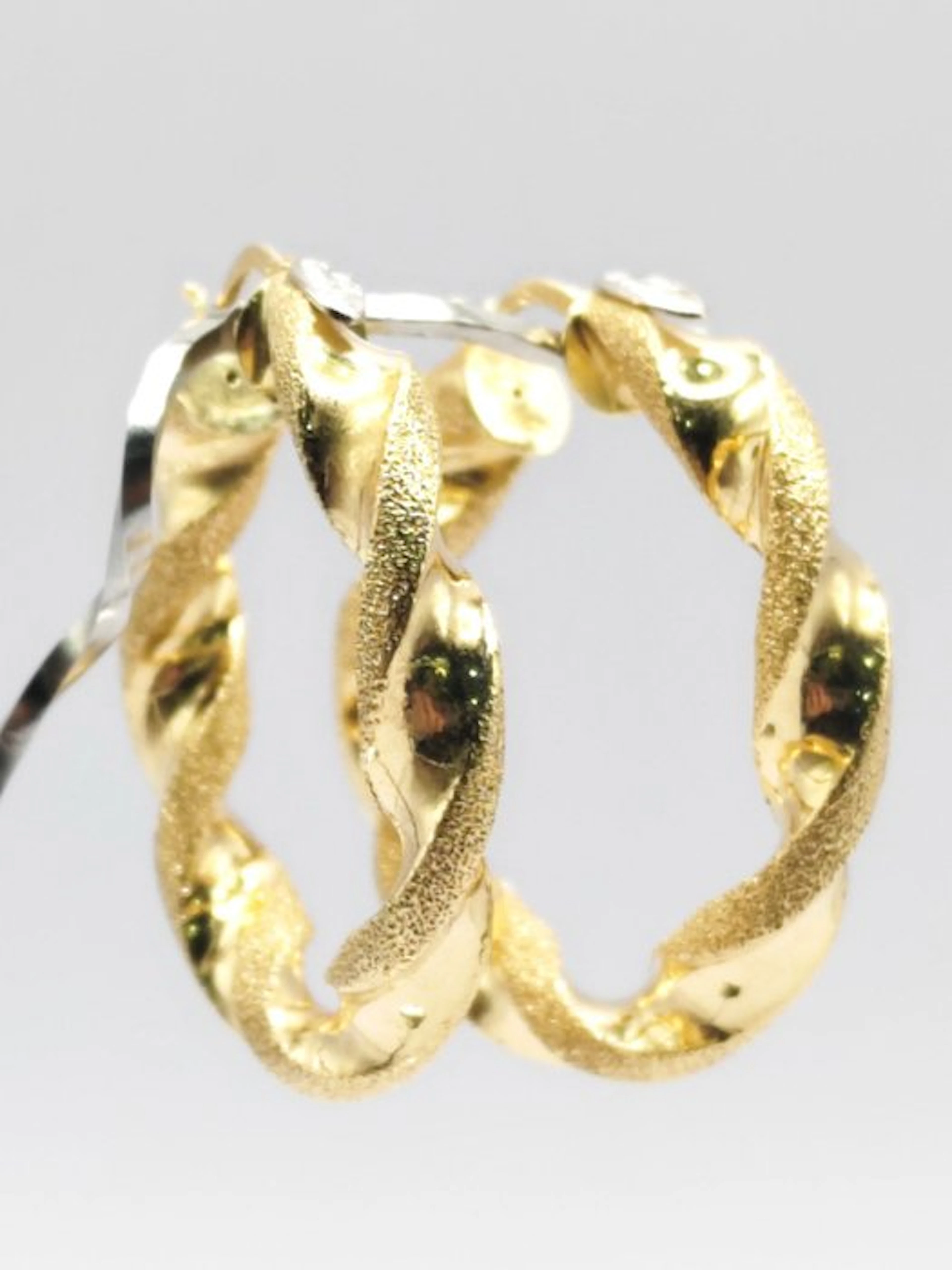 Earrings - 18 kt. Yellow gold