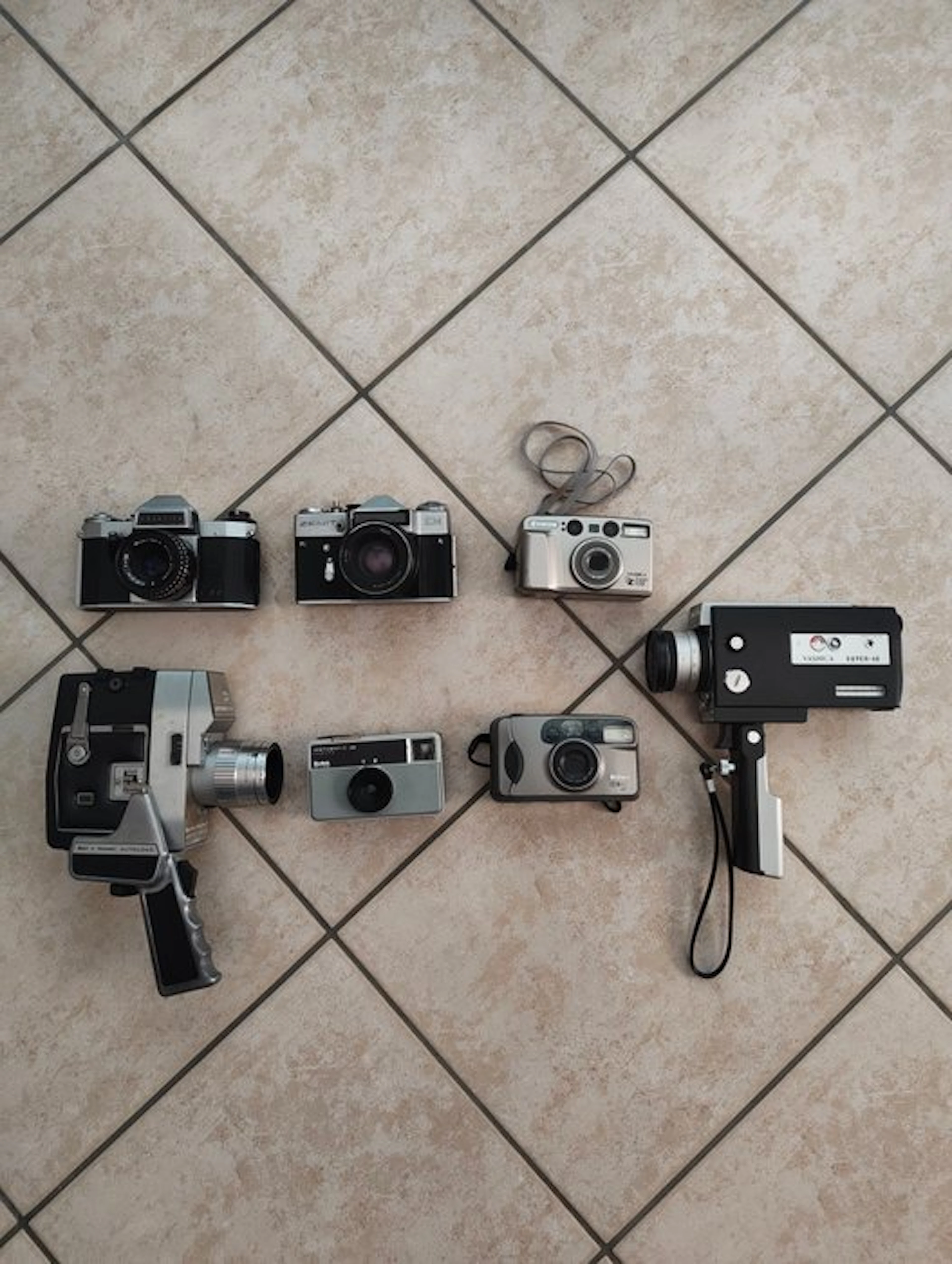 Yashica, Nikon