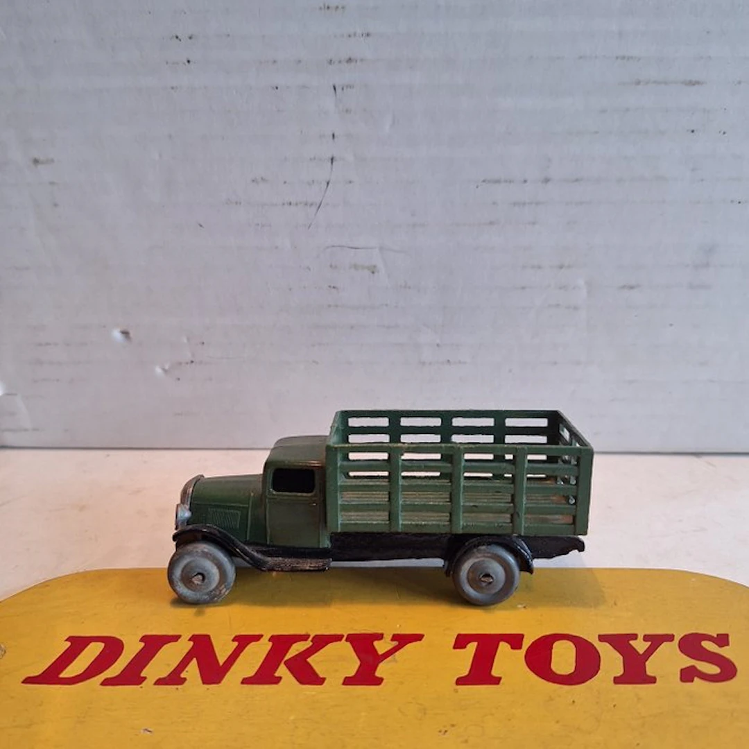 Dinky Toys - Model car - Dinky Toys Made in France - 25 Series