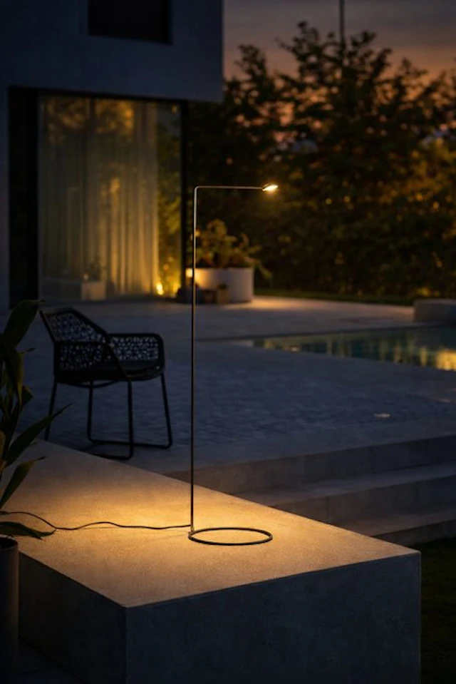 PLATEK - Jan Van Lierde - Floor lamp - DOT - Aluminium, Steel