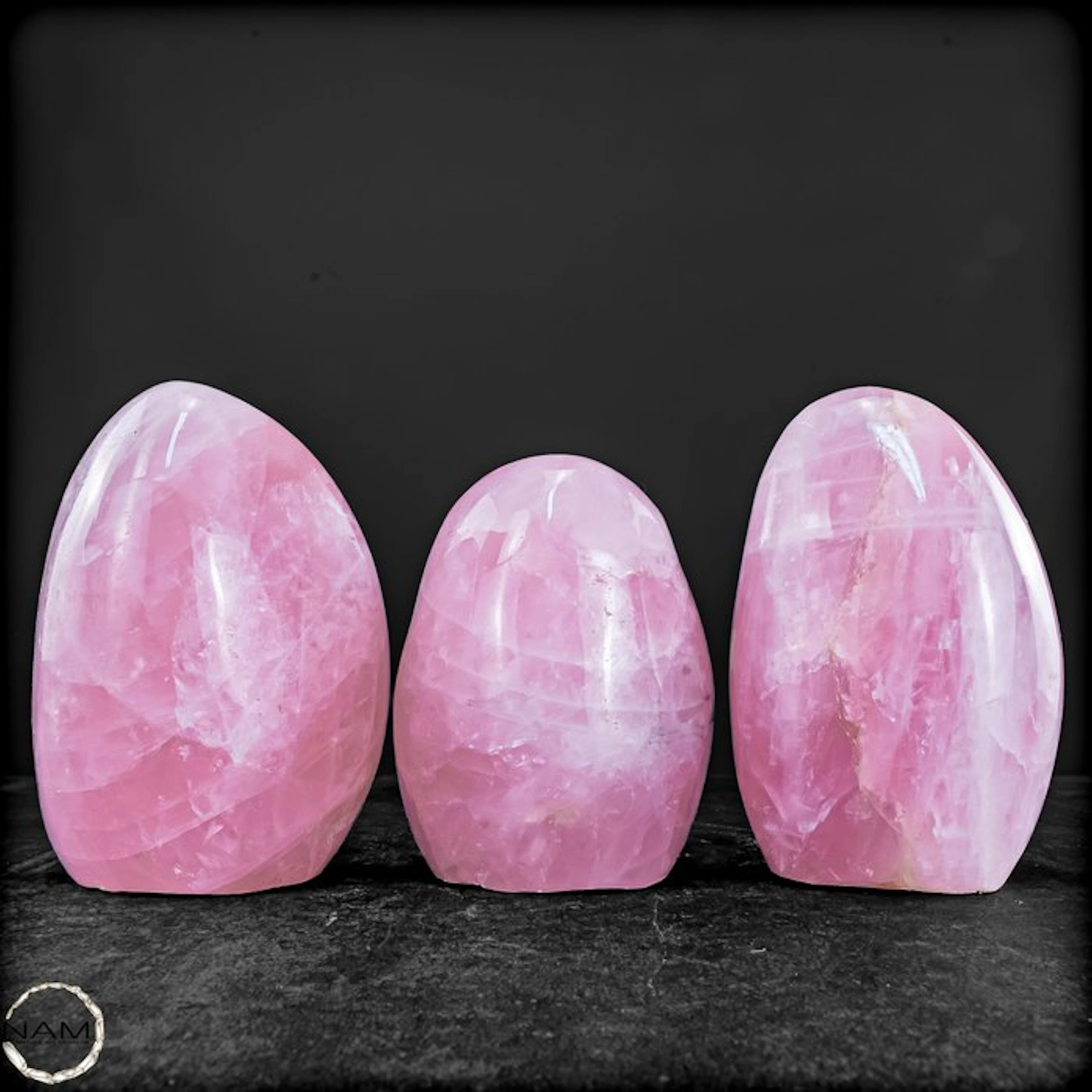 Natural rose quartz set from Brazil – Three exceptional...