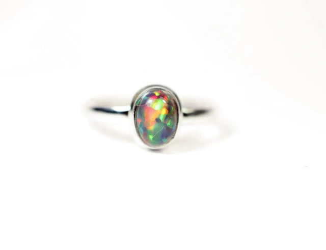 Black Chalama Opal Ring / Cabochon / new- 2.74 g - (1)