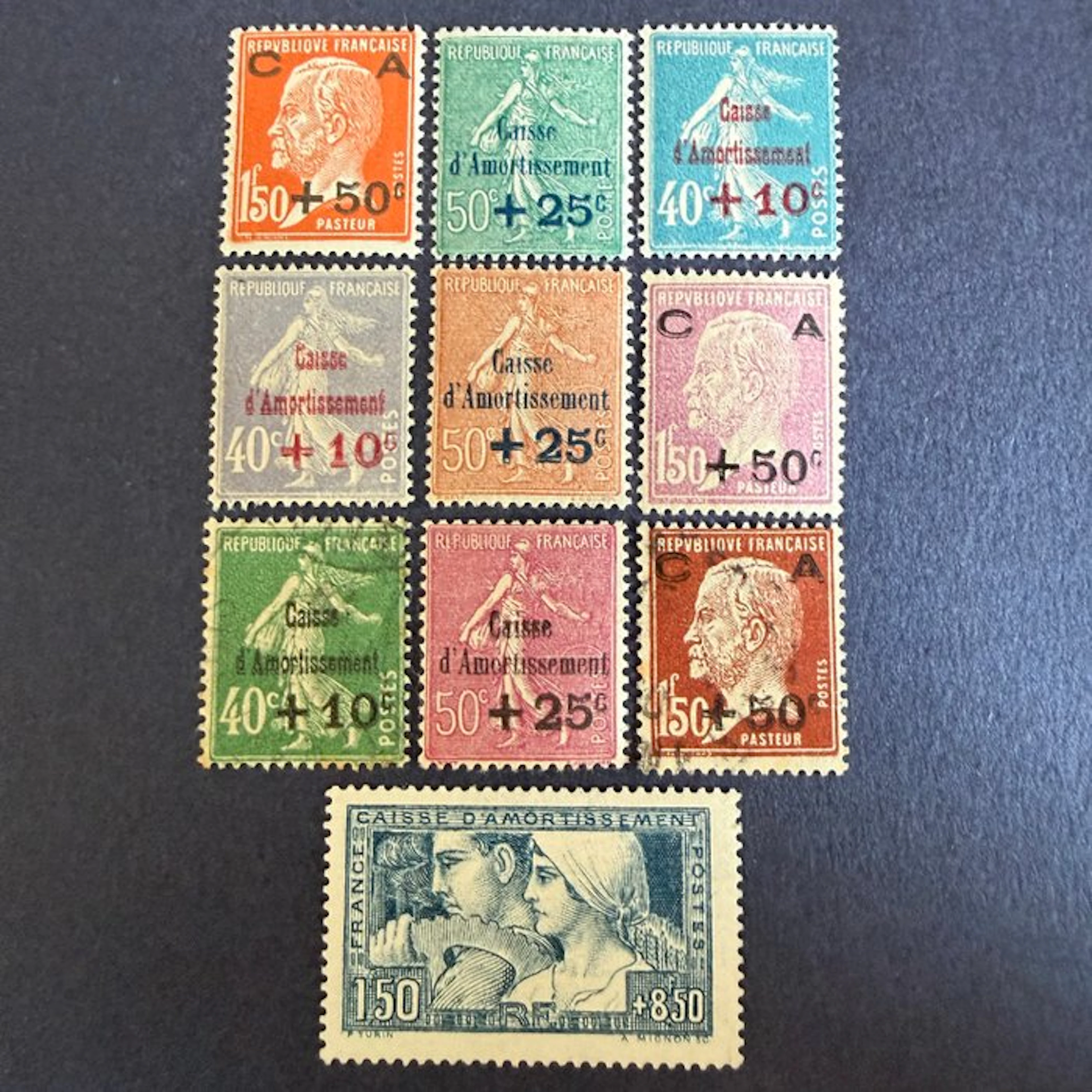 France - Yvert 246/255 "Sinking Fund" mint* with hinge. TB/B.