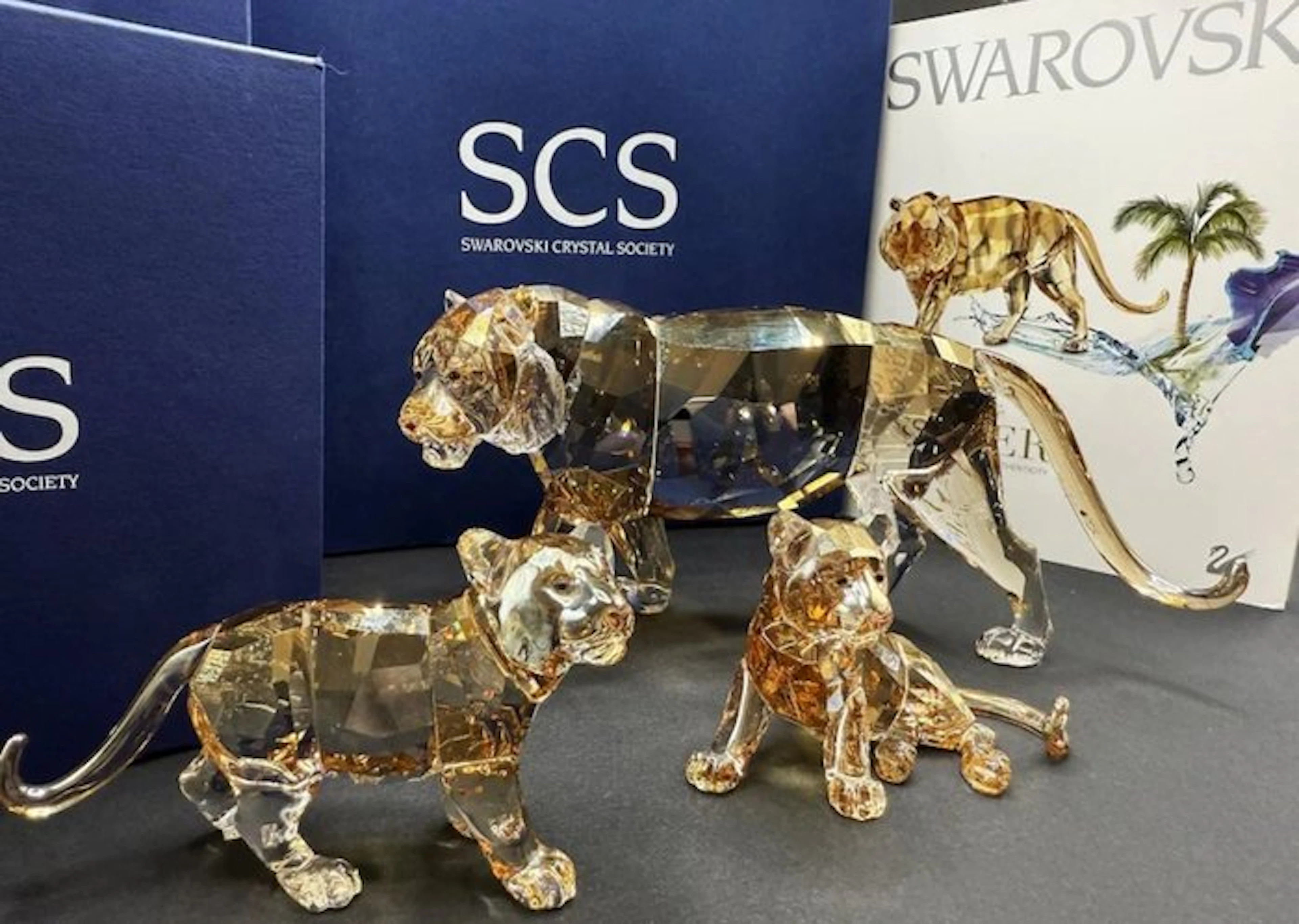 Swarovski - Figurine - SCS - Annual Edition 2010 - Tiger...