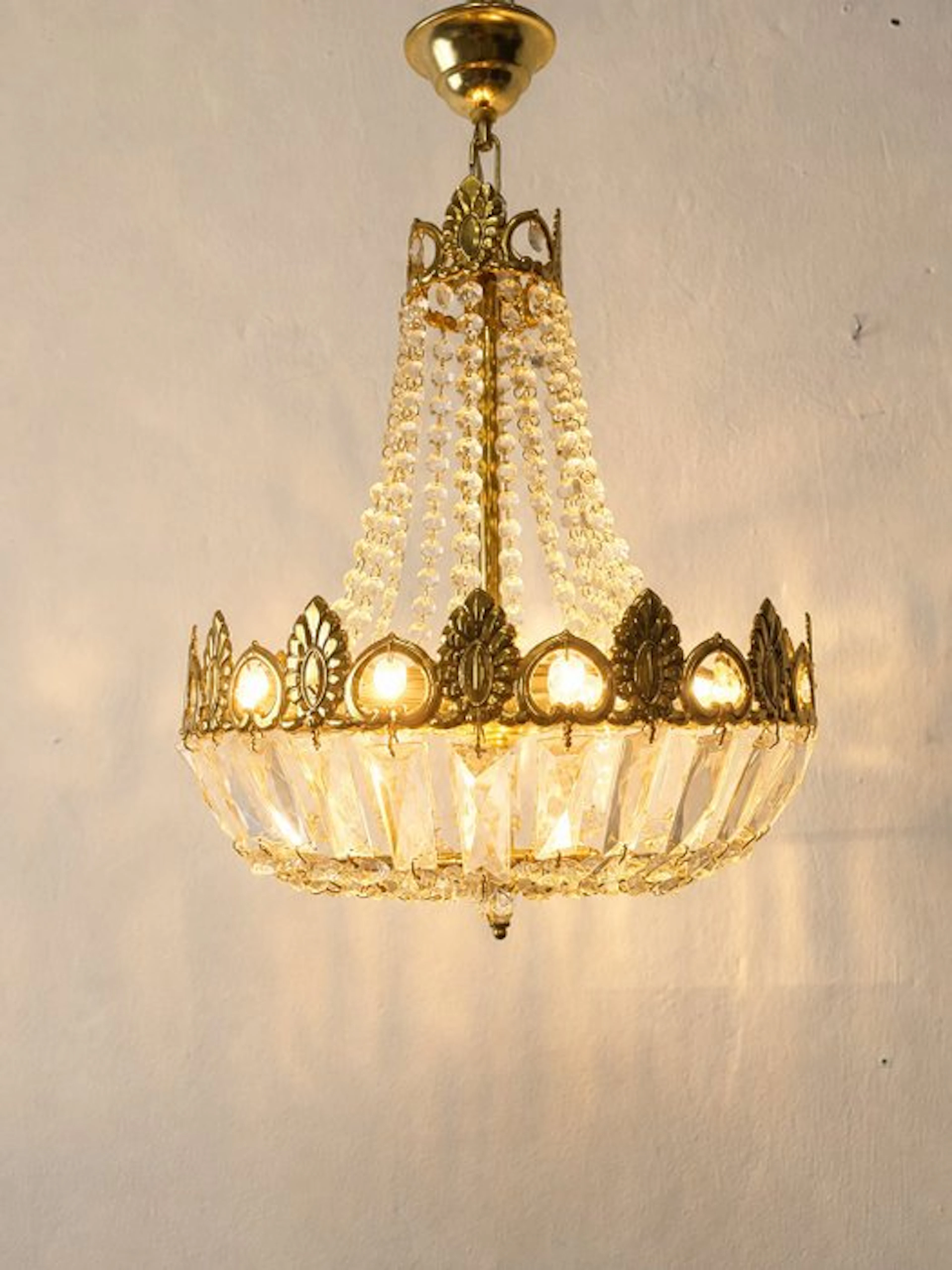 Hanging lamp - Hollywood Regency crystal chandelier – a...