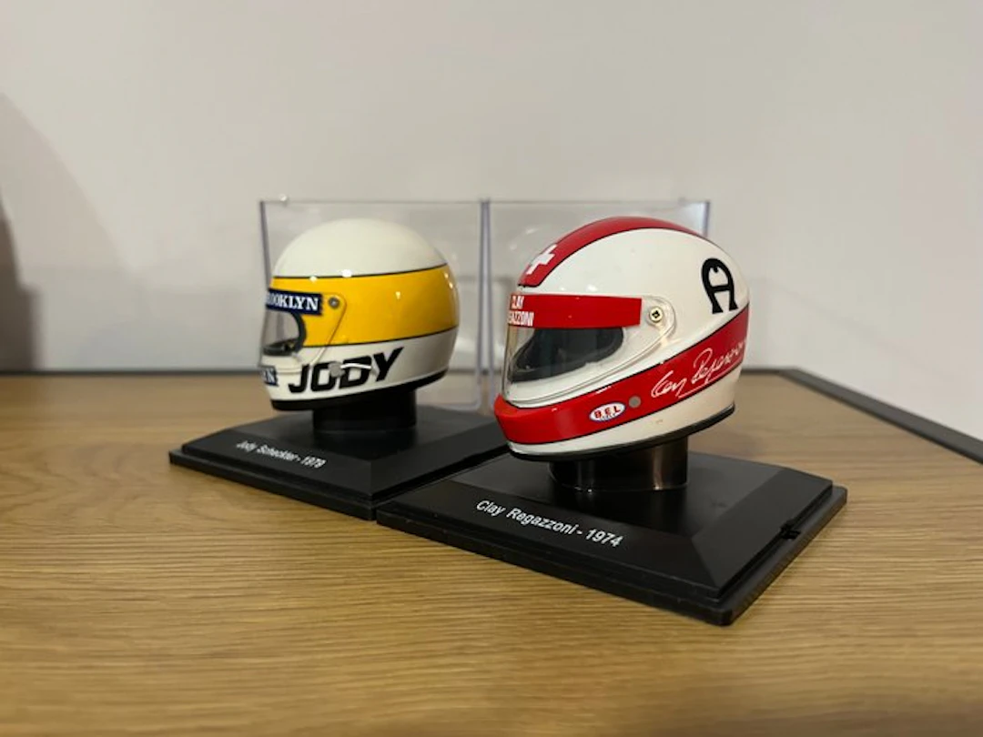 Spark 1:5 - Model race car (2) - Clay Regazzoni 1974...