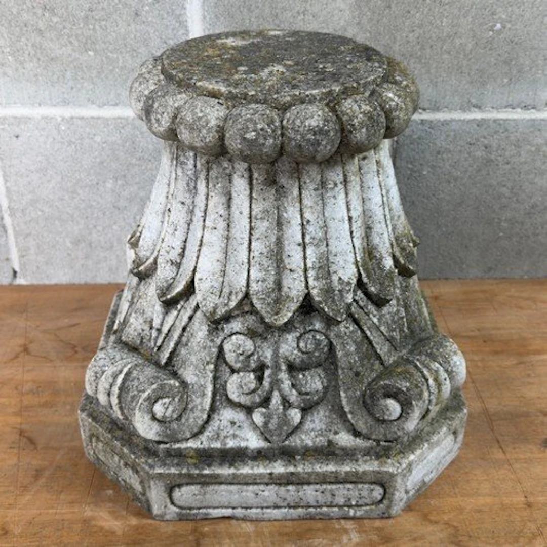 Antique Capital - 1900-1910 - marble capital