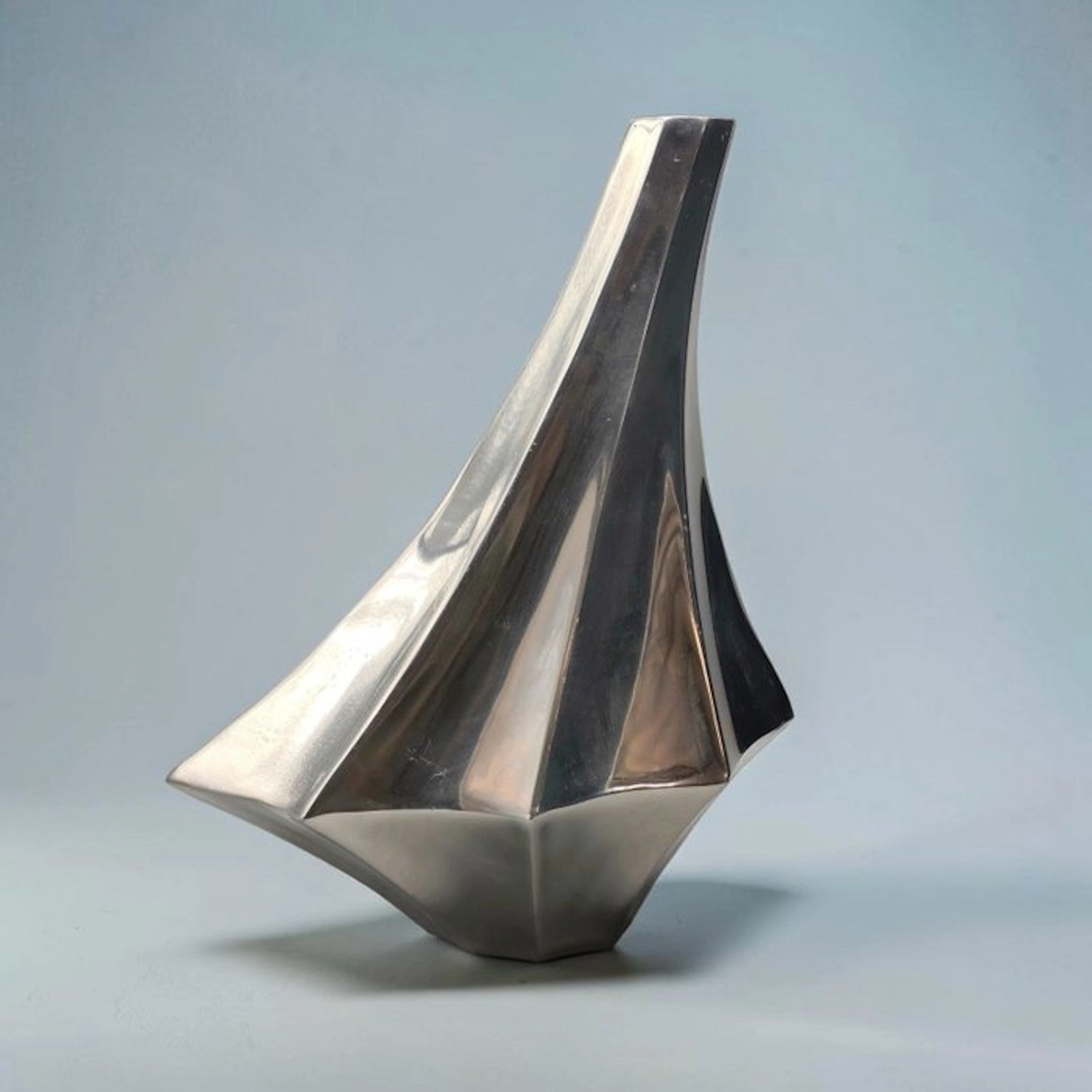 Modernist / Brutalist Italian Design - Vase - Metal
