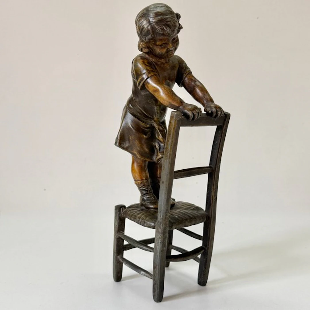 Naar Juan Clará Ayats (1875–1958) - Statue