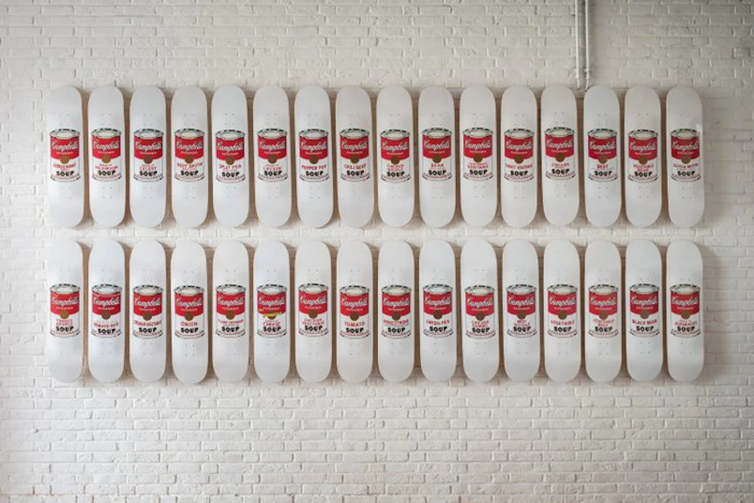 Andy Warhol (1928-1987) (after) - 32 Campbell's Soup Cans