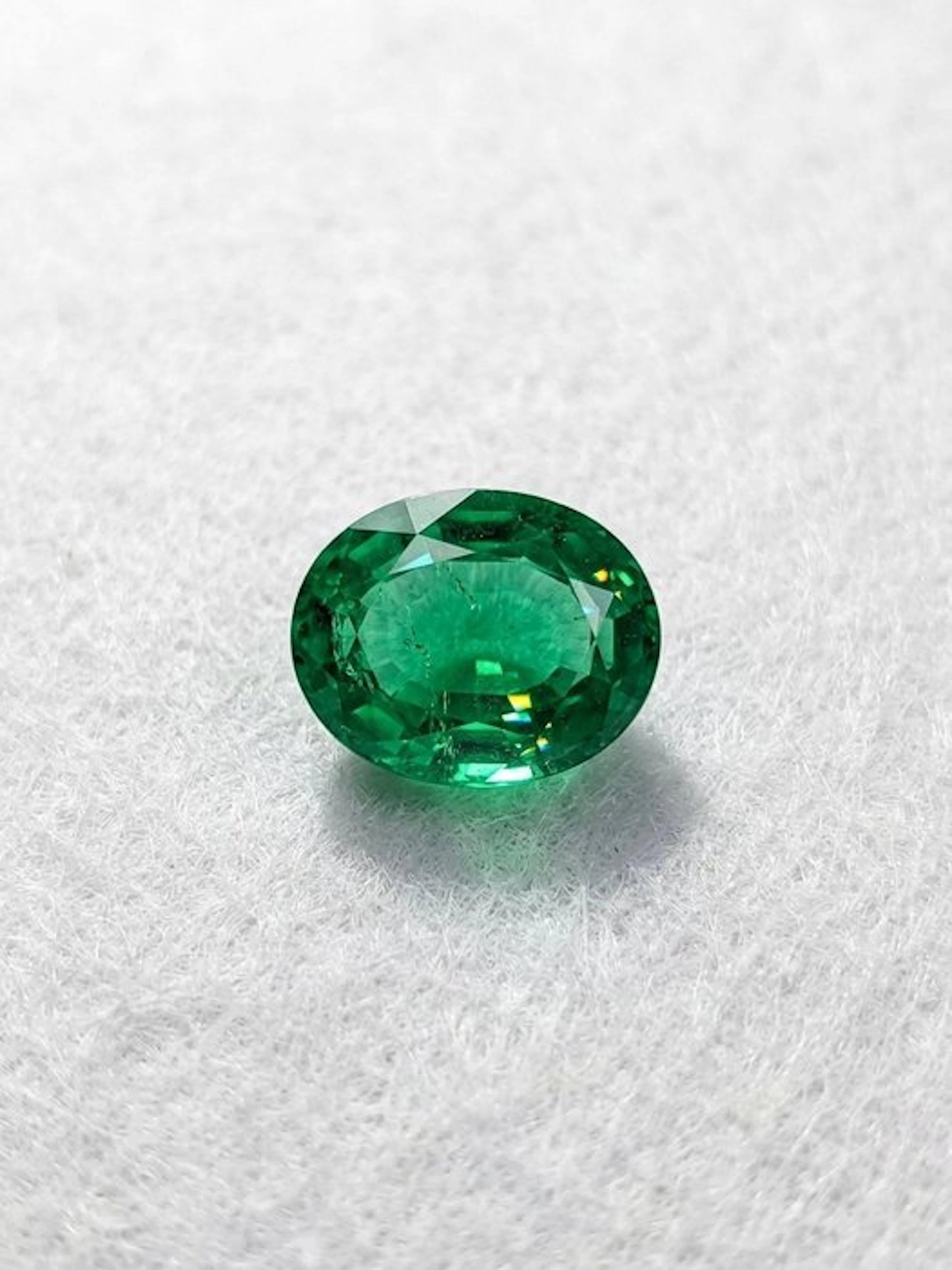 No reserve price - 1 pcs Green Emerald - 1.04 ct...
