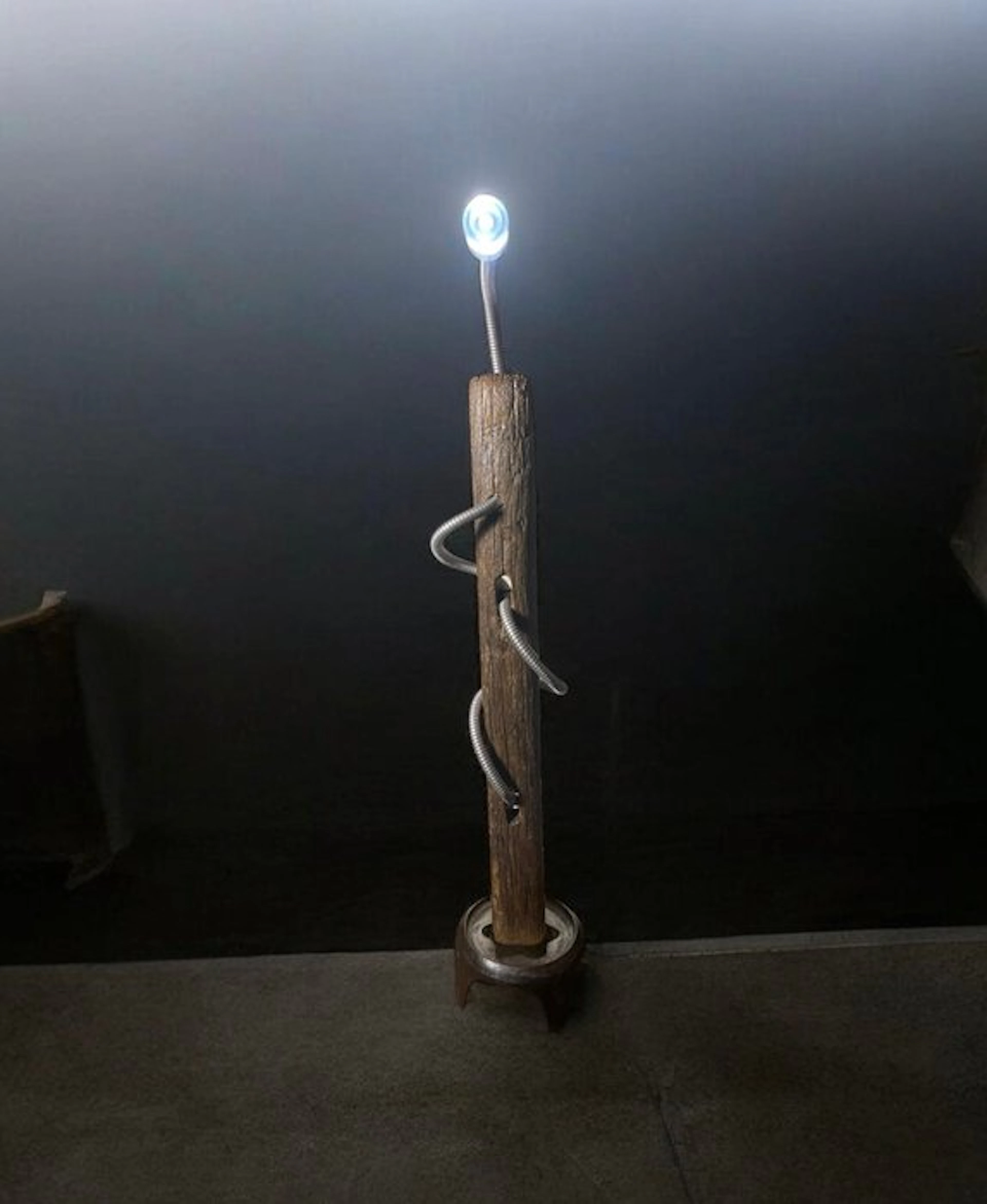Mr Vintage S B - Lamp - Steel, Iron, Wood - One-of-a-kind piece