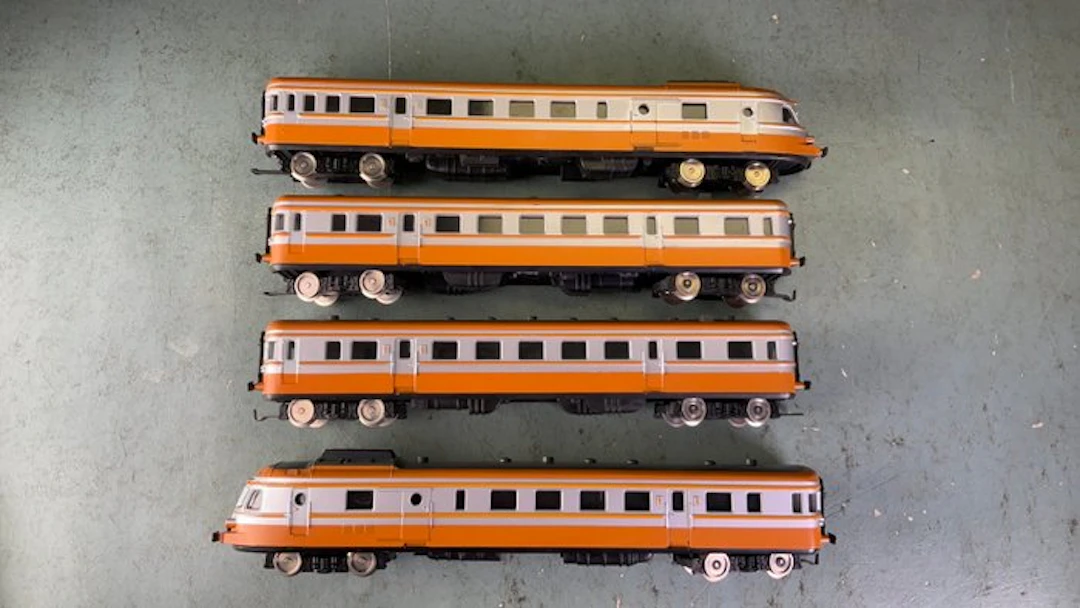 Lima H0 - Model train locomotive (4) - four-car SNCF trainset - SNCF