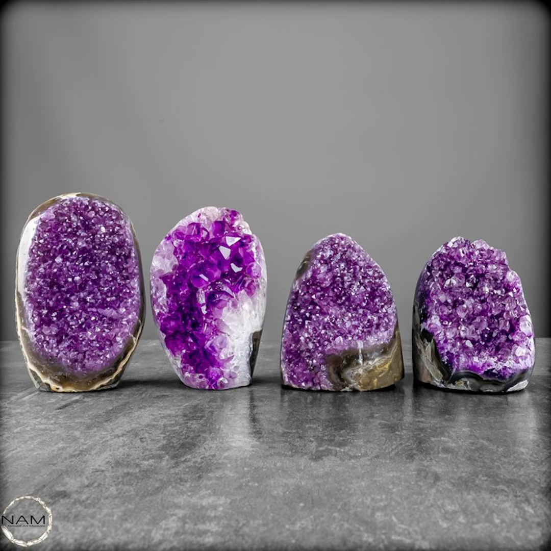 Exclusive amethyst druzy set with a highly crystalline...