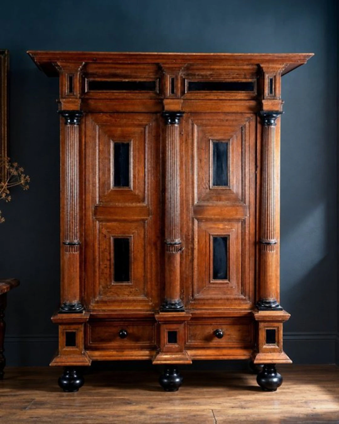 Cupboard - Column cabinet - oak wood
