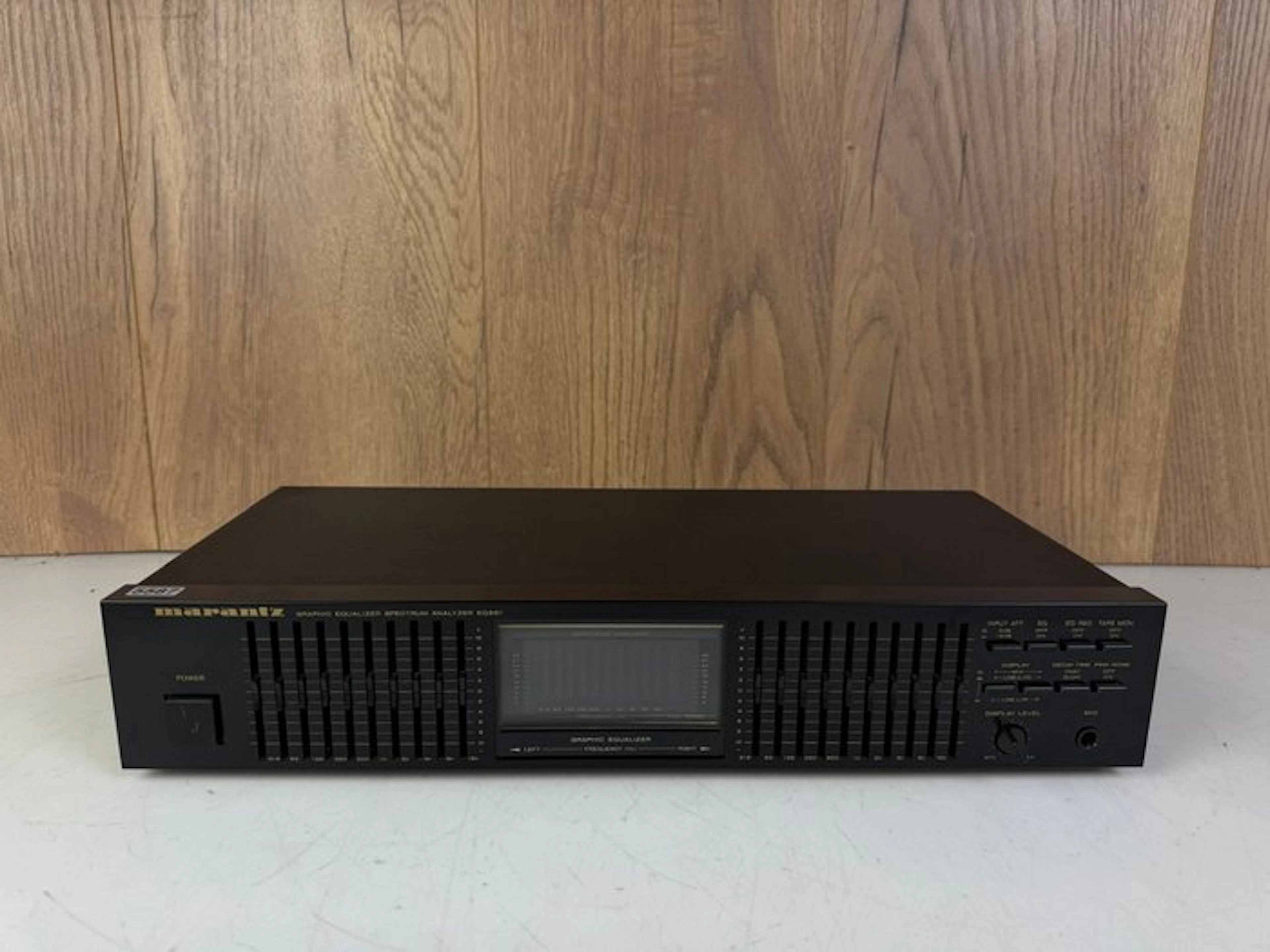 Marantz - EQ551 / 10-Band feat. Spectrum Analyzer Stereo graphic equalizer