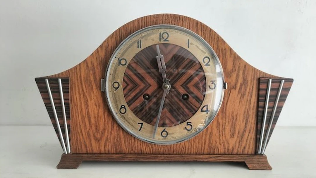 Amsterdam School Clock - Art Deco Oak-Coromandel-Chrome-Kienzle - 1920-1930