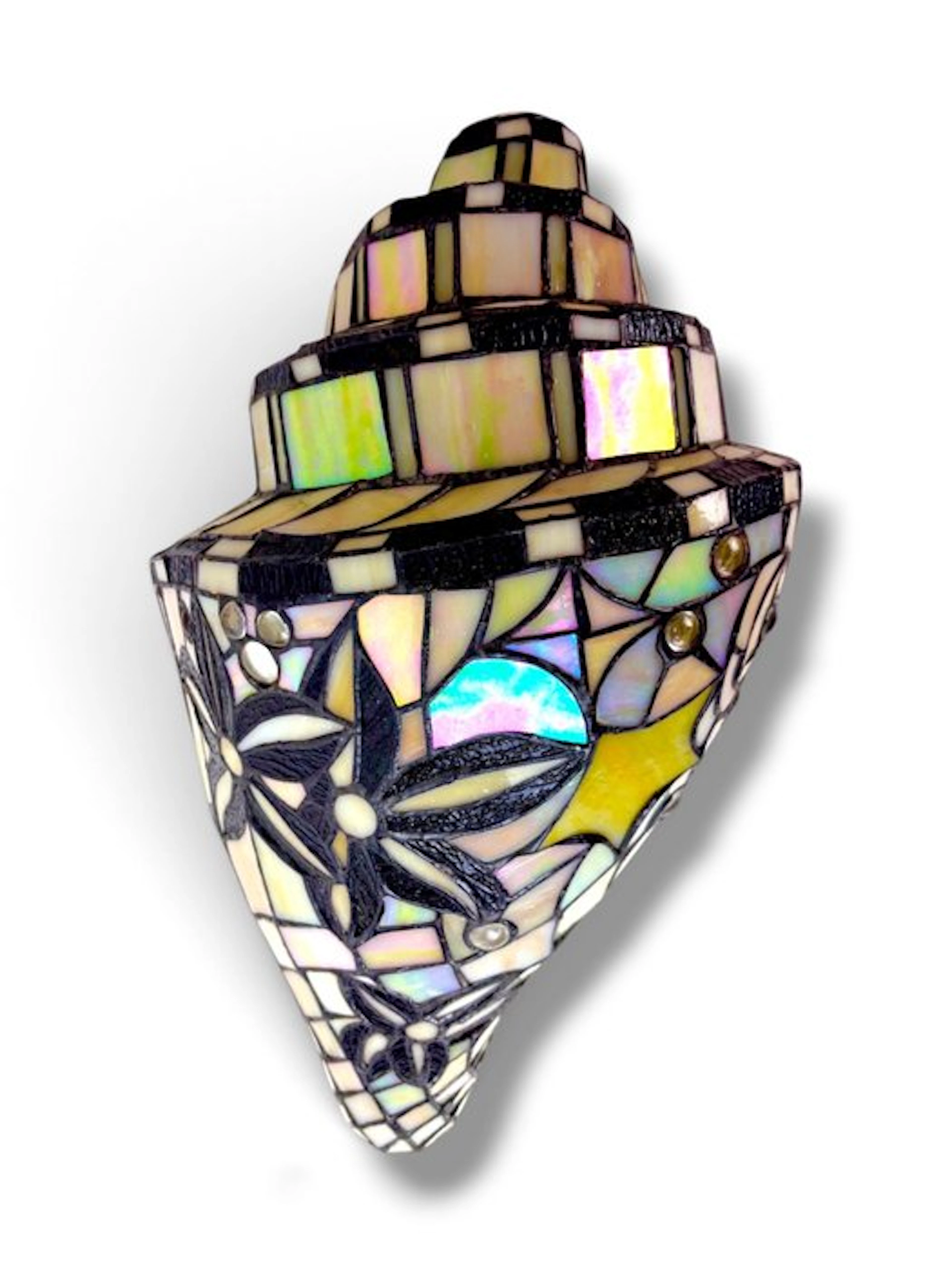 Wall lamp - Tiffany style Art Deco lamp, shell-shaped. - Stained glass