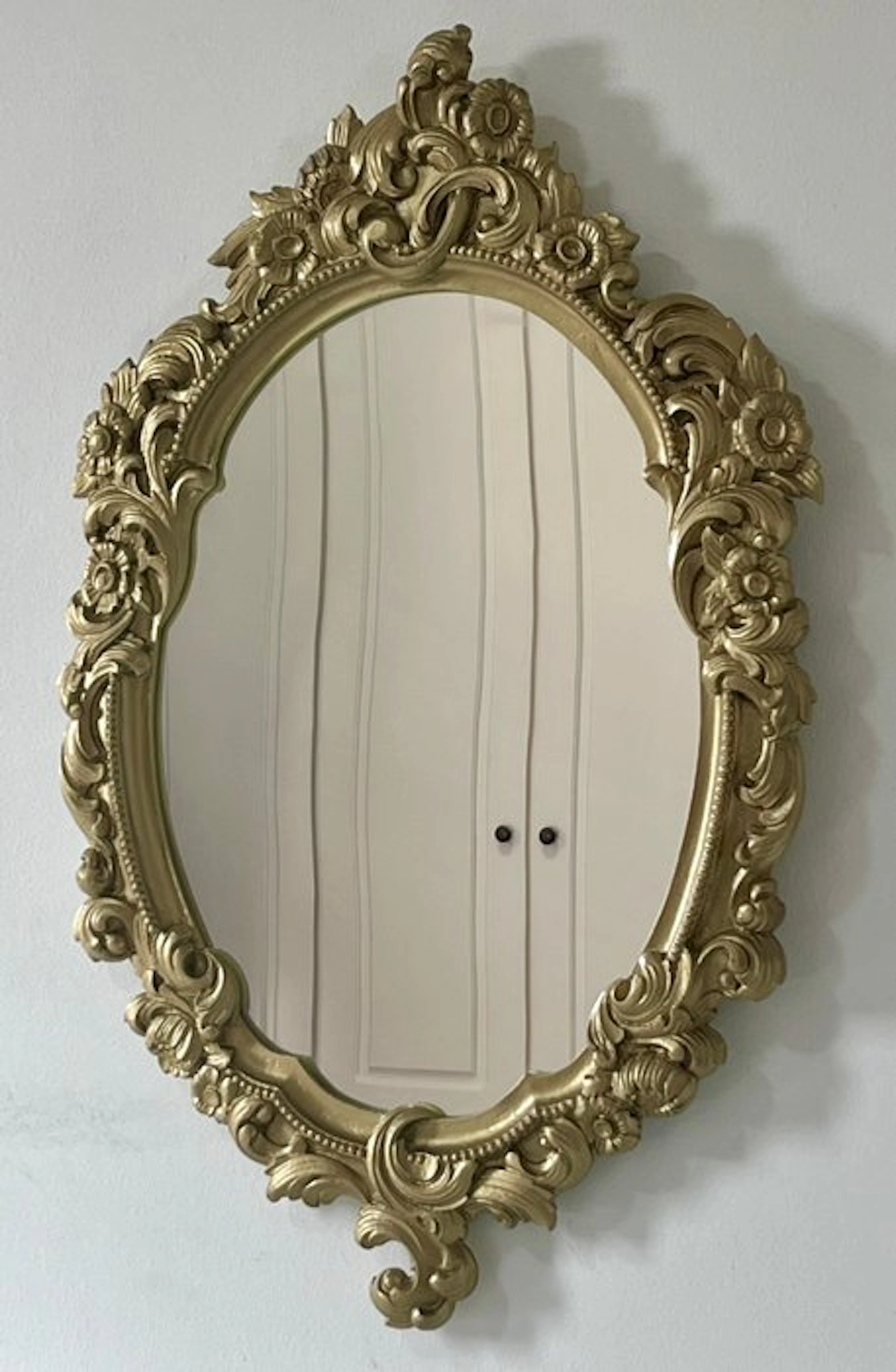 Wall mirror - Crystal, Plaster - 60×90 cm, 1960s–70s