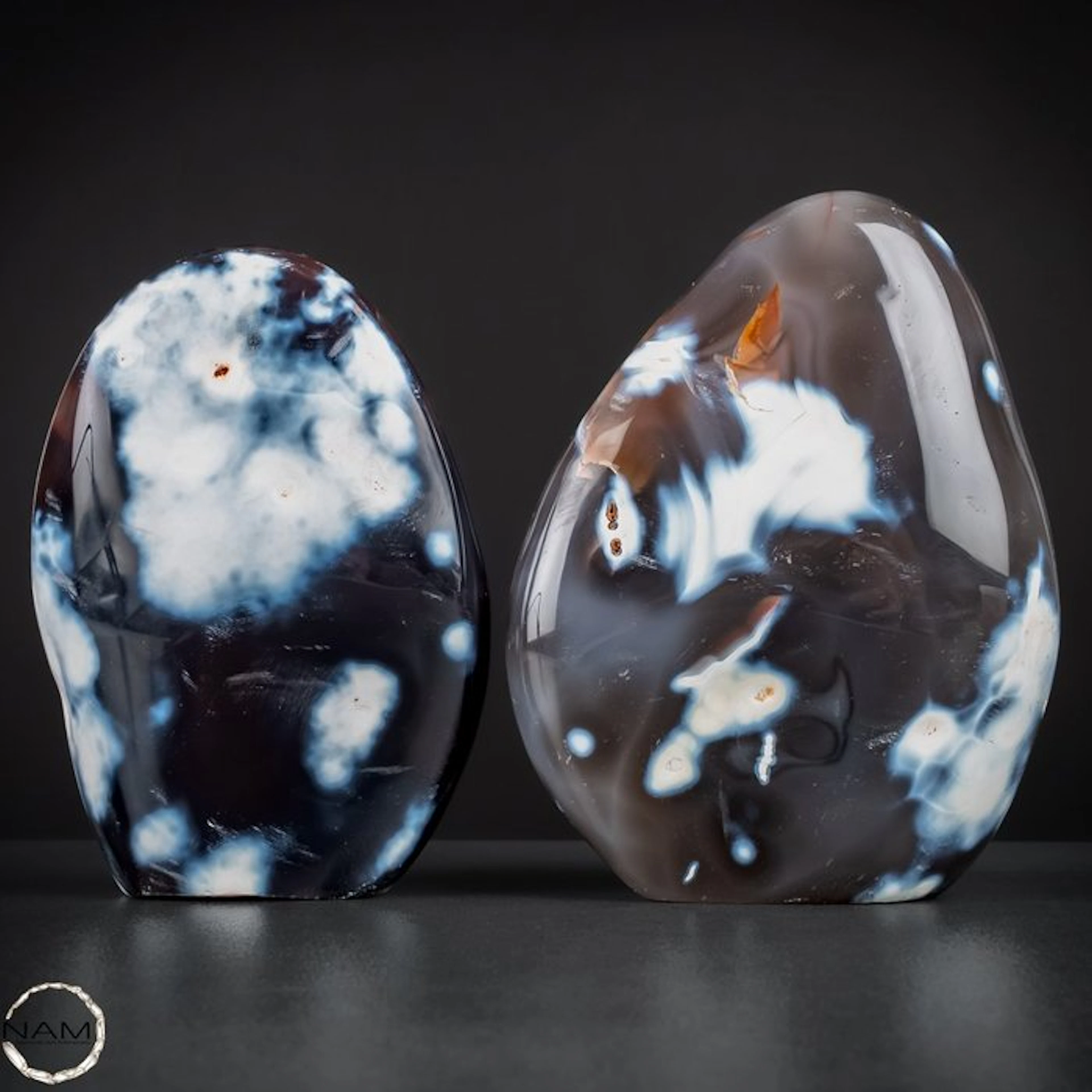 Exquisite Orca Agate Freeforms – Fascinating contrasts in black