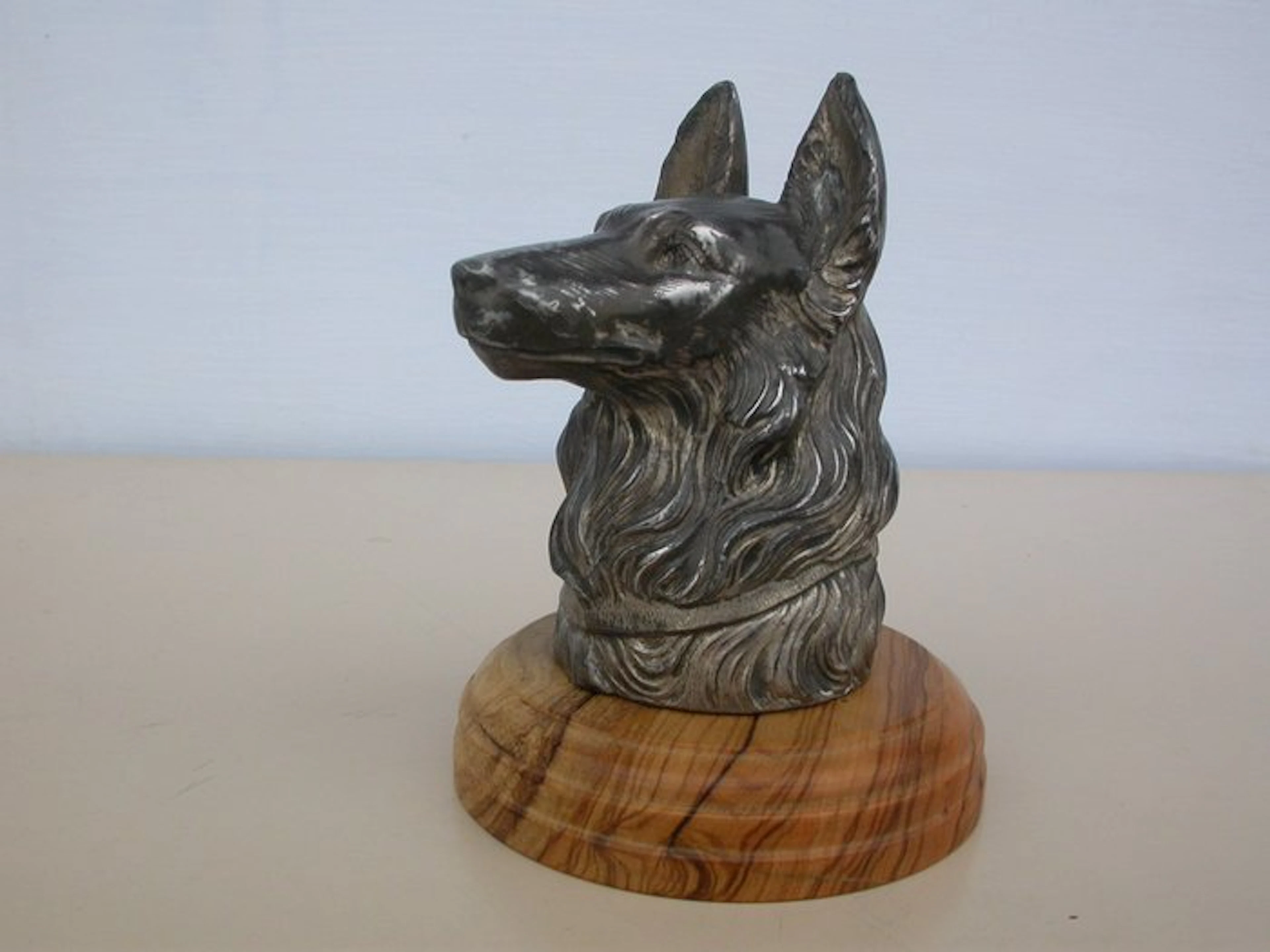 Dog's Head signed Ruffony - Mascot - car mascot - Metal