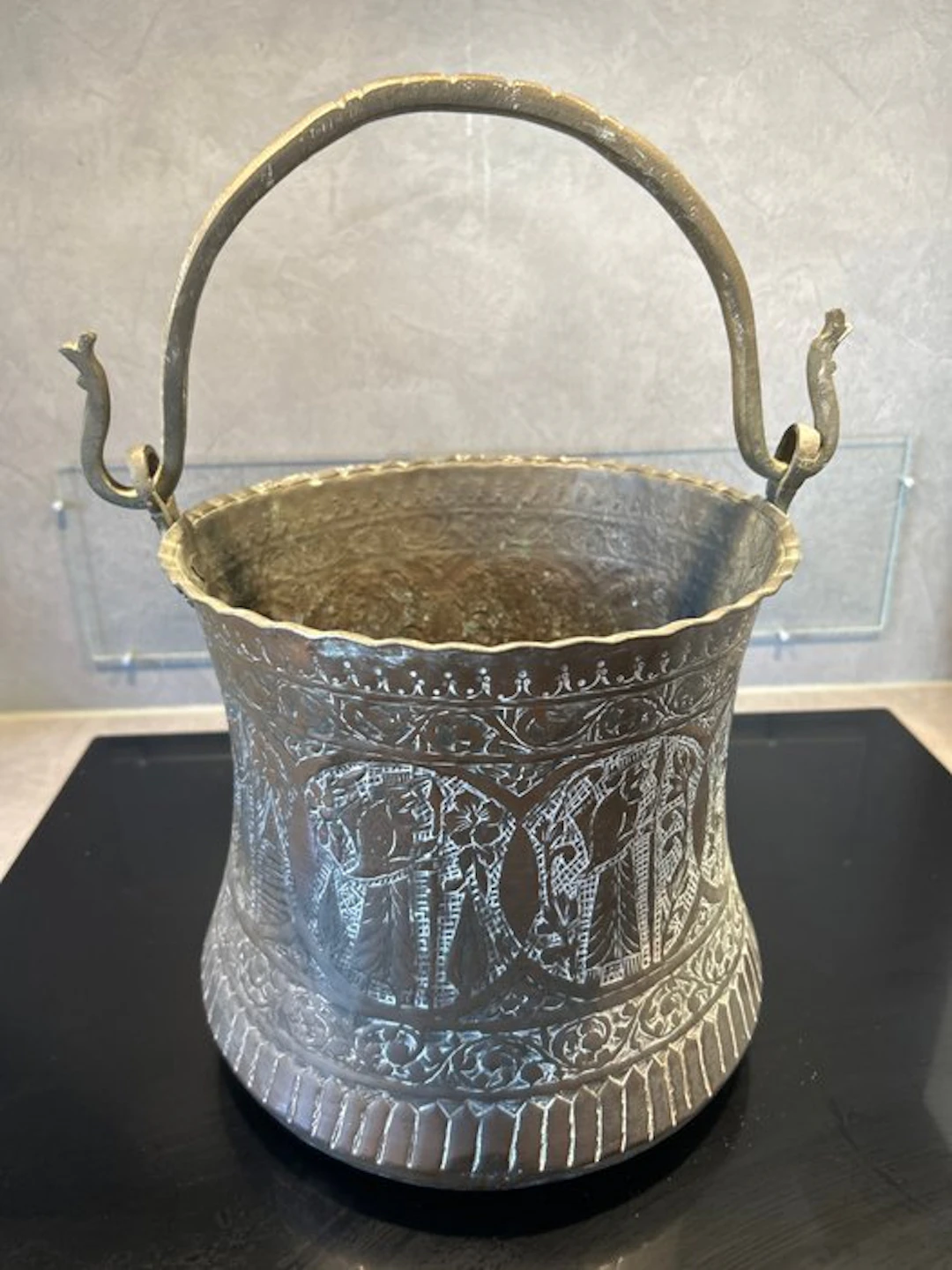 Qajar bucket - Copper, Brass - Middle East - Qajar dynasty (1796–1925)