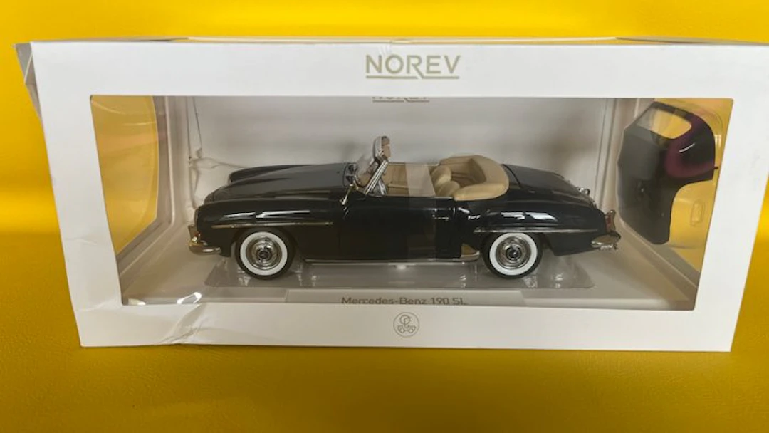 Norev 1:18 - Model convertible car - Mercedes-Benz 190 SL