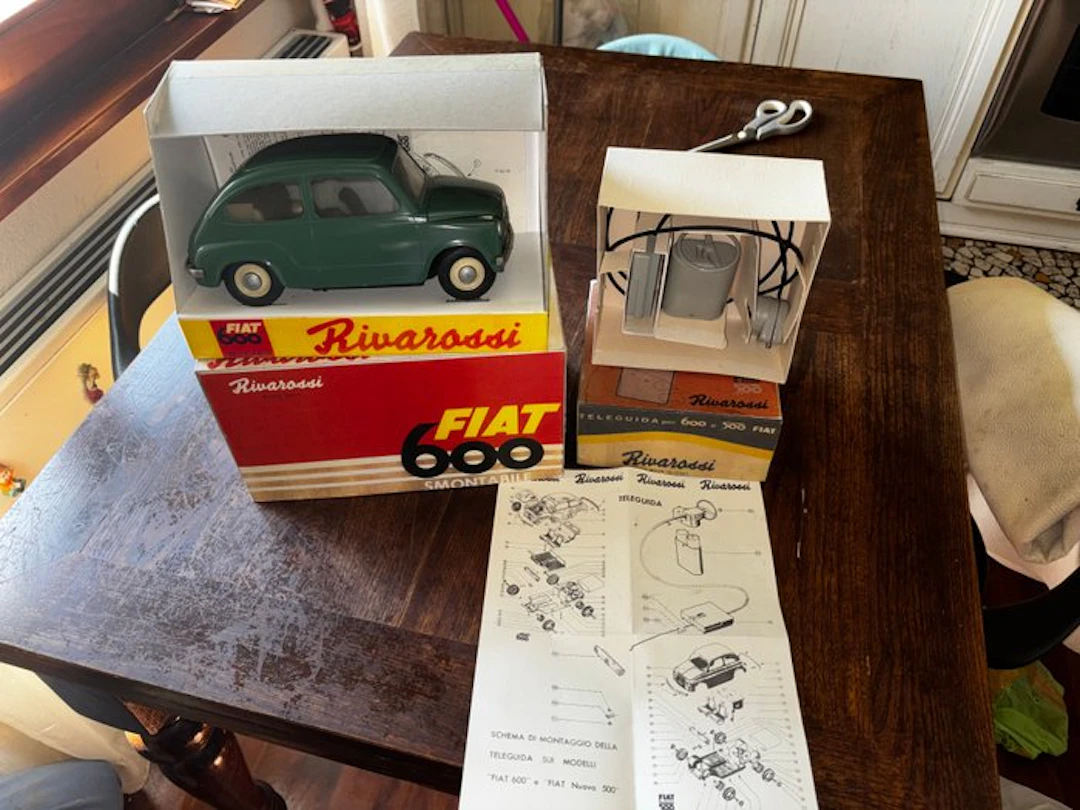 Pocher, Rivarossi - Model car - Pocher Rivarossi Fiat 600...