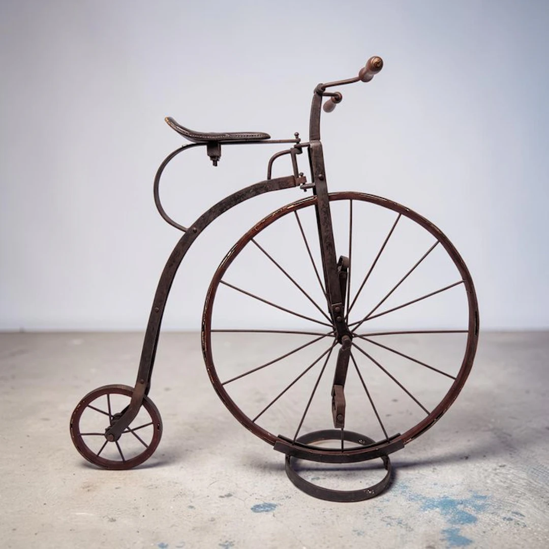 Raro Biciclo d'Epoca in Ferro Battuto e Legno - Model...
