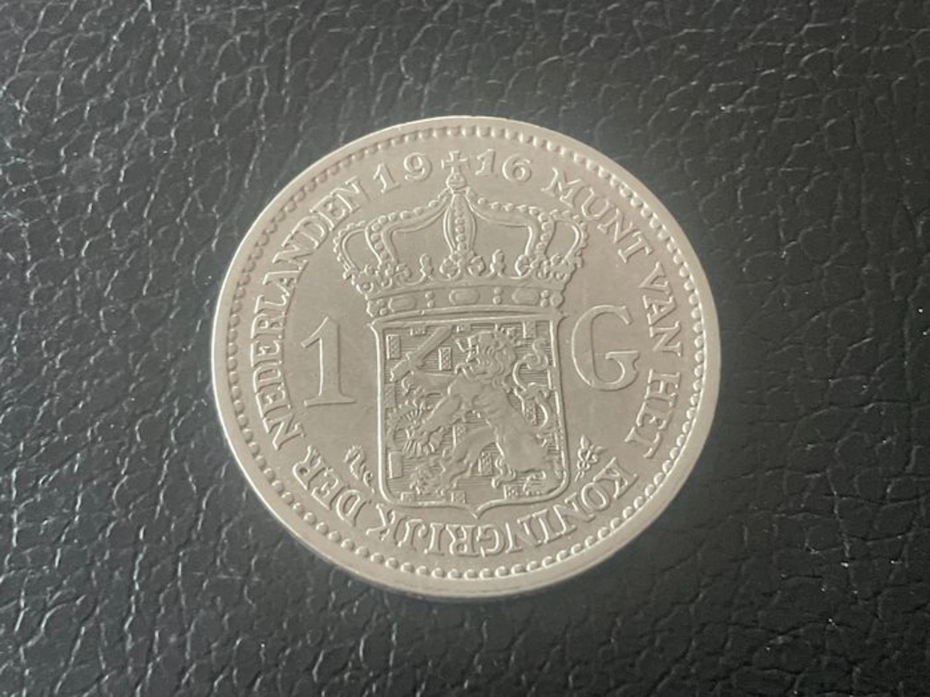 Netherlands. Wilhelmina. 1 Gulden 1916 (No reserve price)